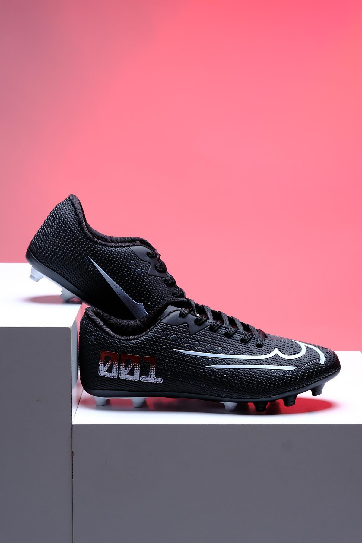 W001 Men's Turf Pitch Threaded Crampons