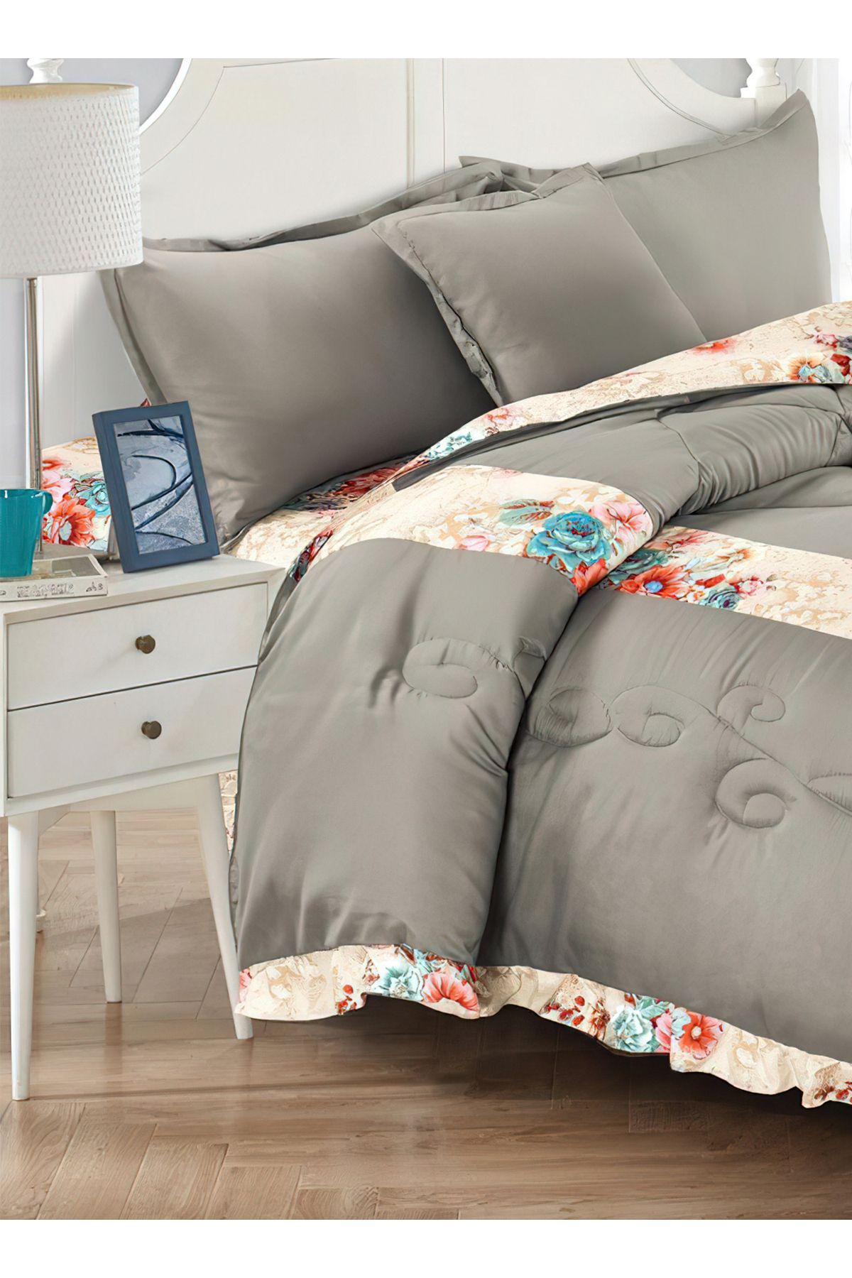 Generic-Comforter Set 4 Piece Single Size Elegant Bedspread Lightweight Comforter Suitable for All Seasons 4