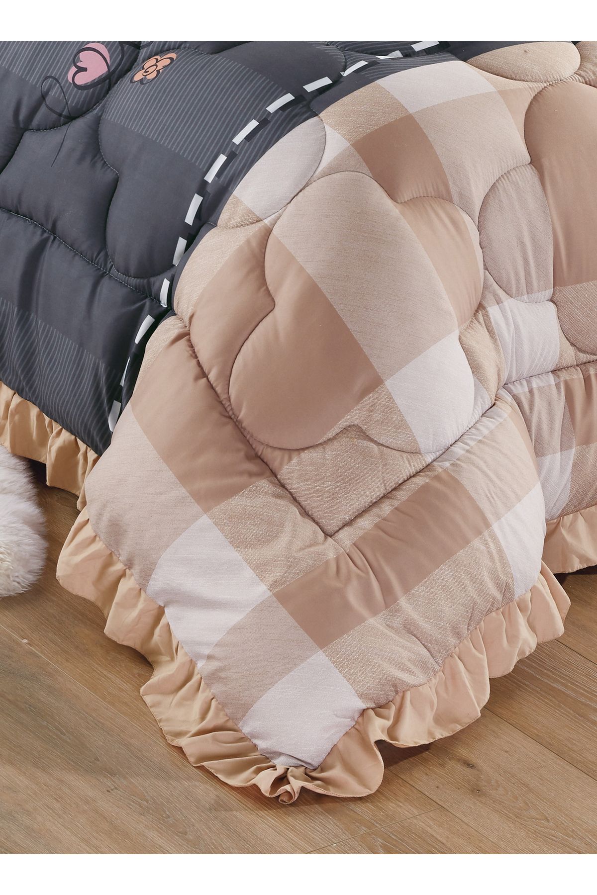 Generic-Comforter Set 4 Piece Single Size Elegant Bedspread Lightweight Comforter Suitable for All Seasons 4