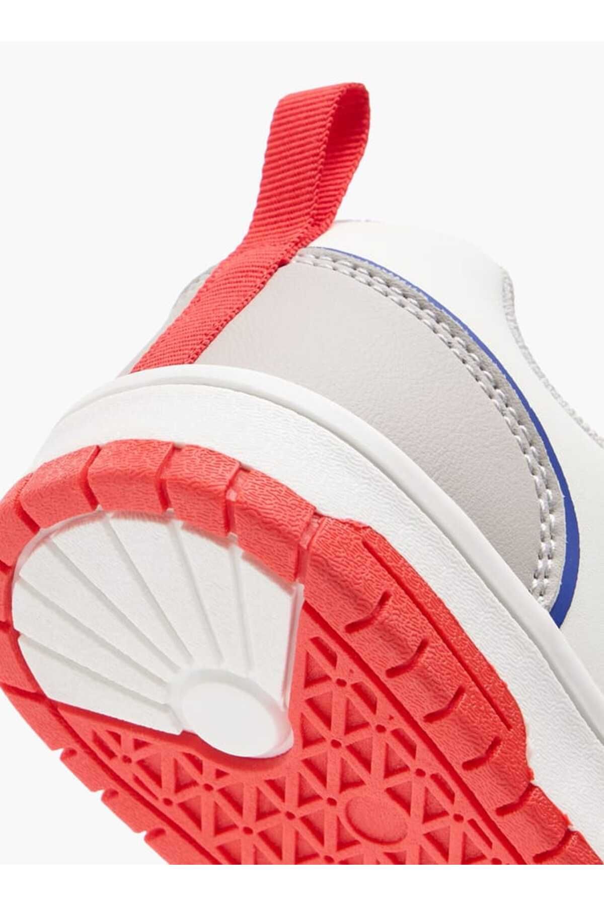 Marvel-Avengers Print Sneakers with Hook and Loop Closure 5