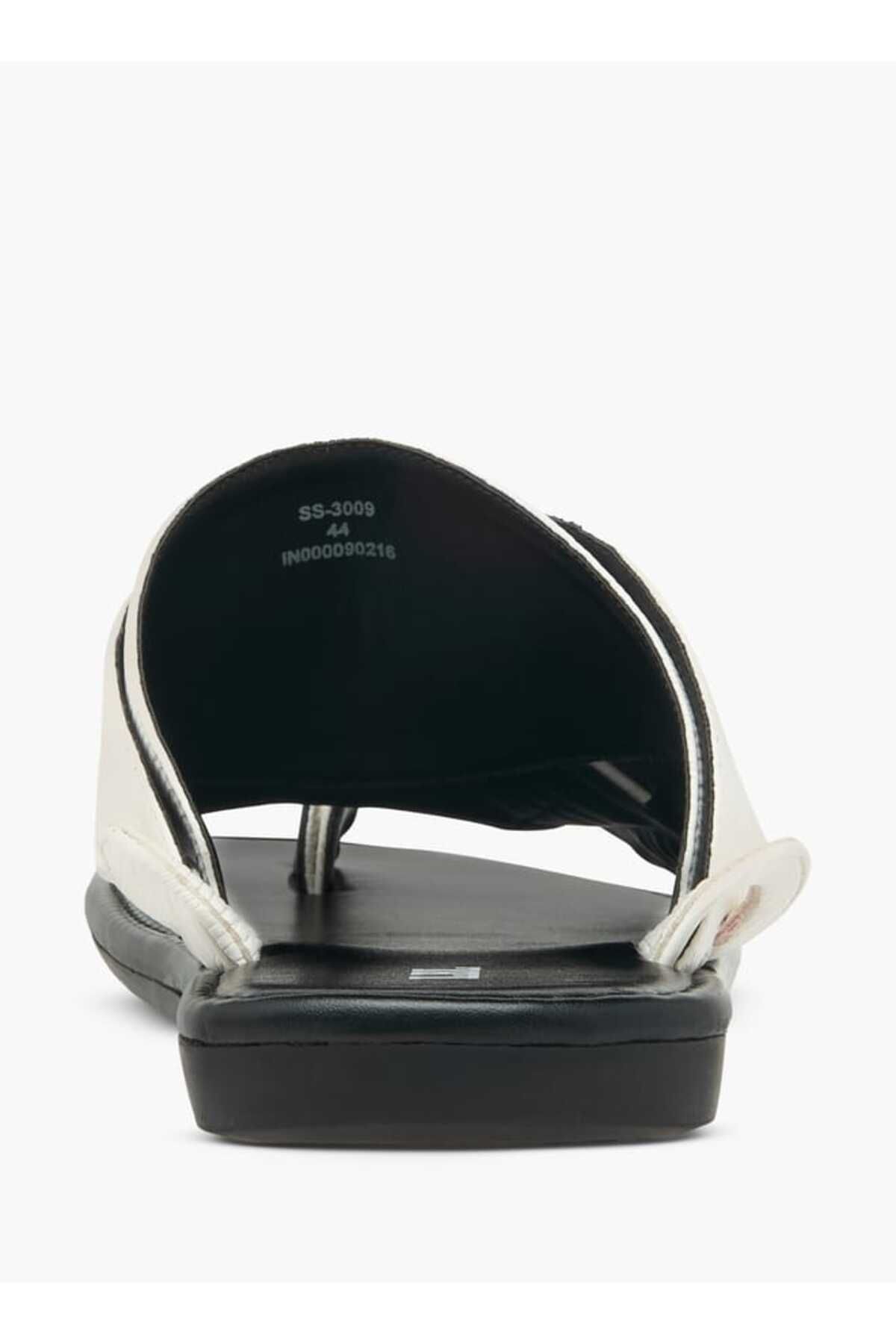 LBL by Shoexpress-Textured Slip-On Arabic Sandals with Toe Loop 4