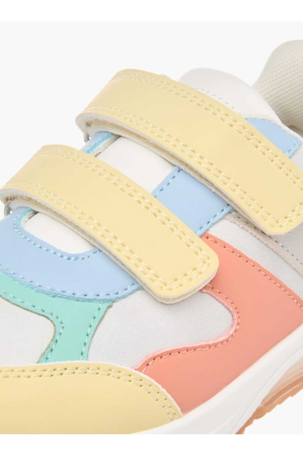 Juniors-Colourblock Sneakers with Hook and Loop Closure 4