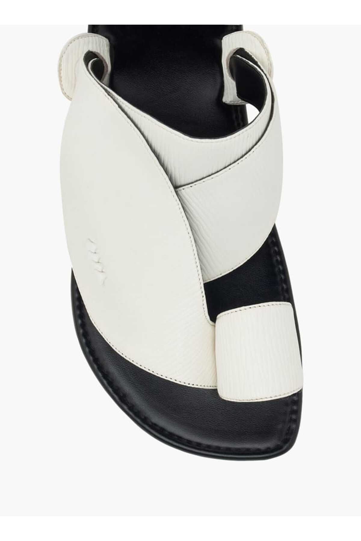 LBL by Shoexpress-Textured Slip-On Arabic Sandals with Toe Loop 3