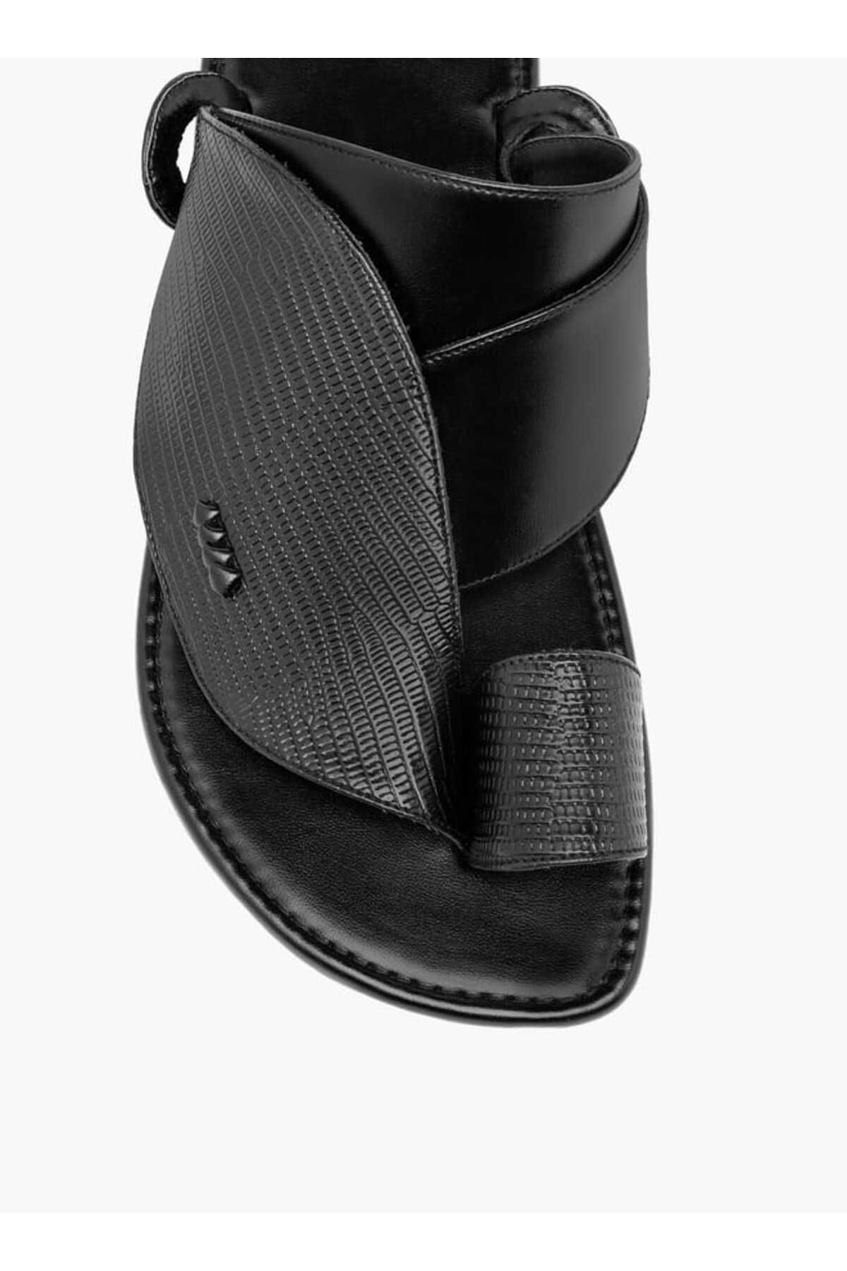 LBL by Shoexpress-Textured Slip-On Arabic Sandals with Toe Loop 3