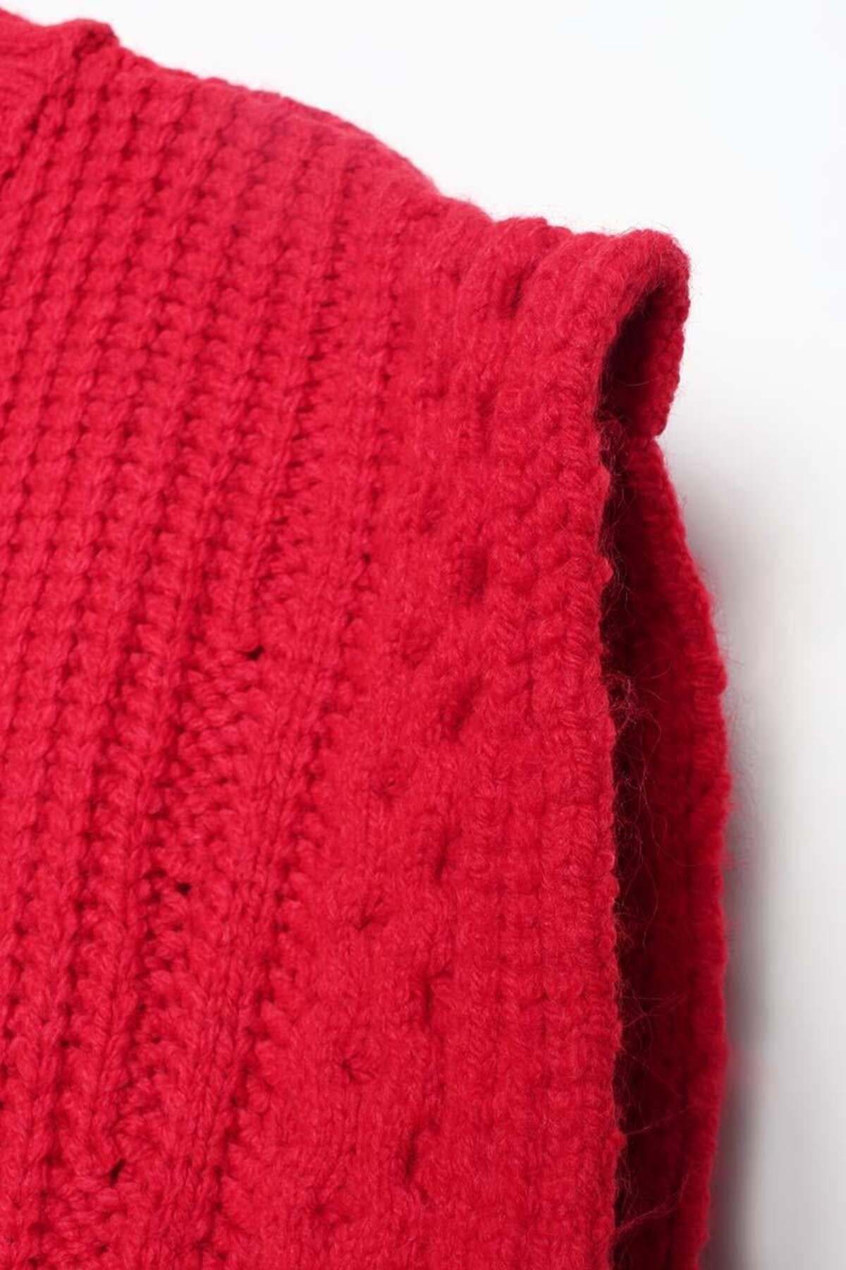 ALLDAY-Red-Hair Braided Turtleneck Sweater 7