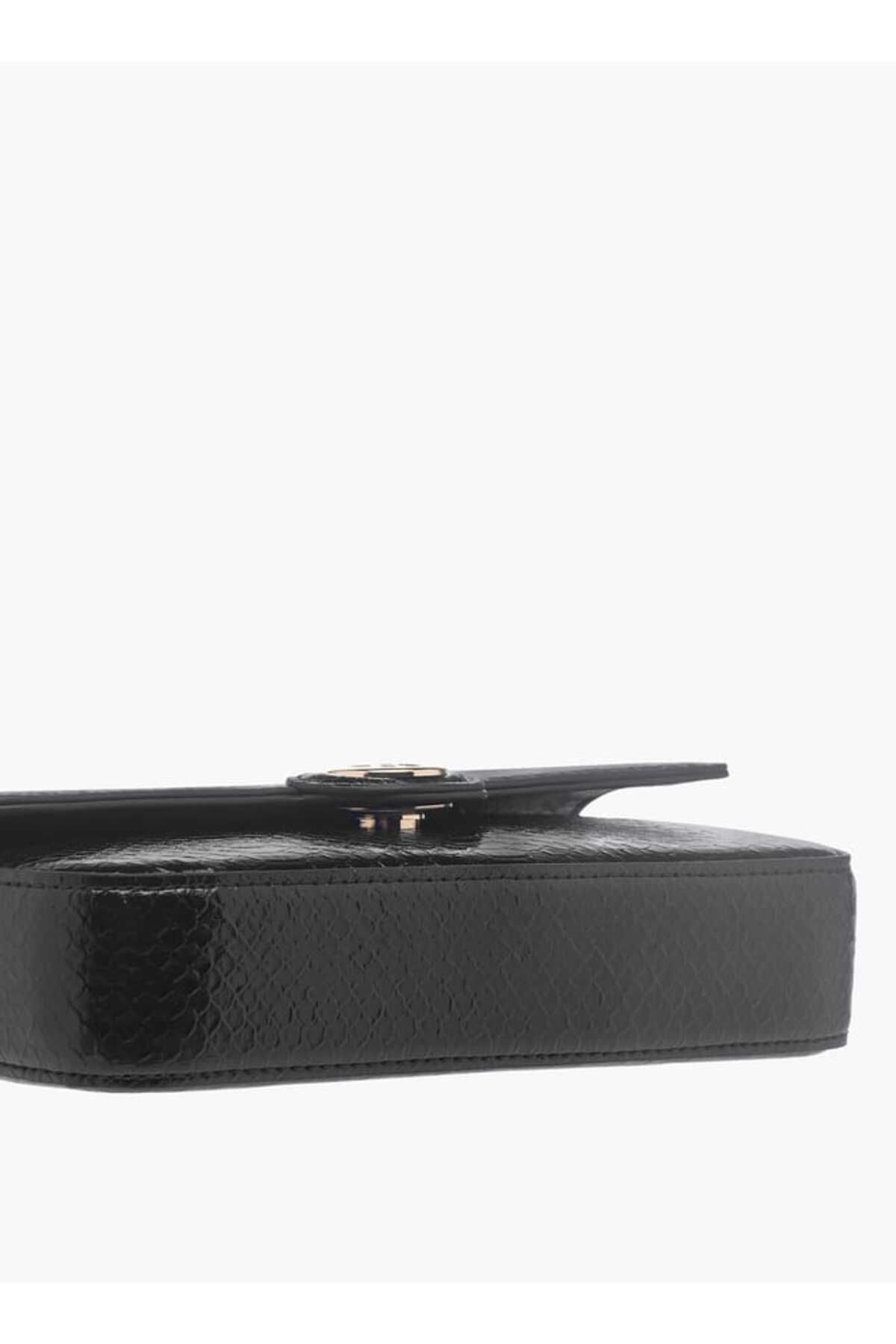 Celeste-Textured Crossbody Bag with Flap Closure and Chain Strap 6