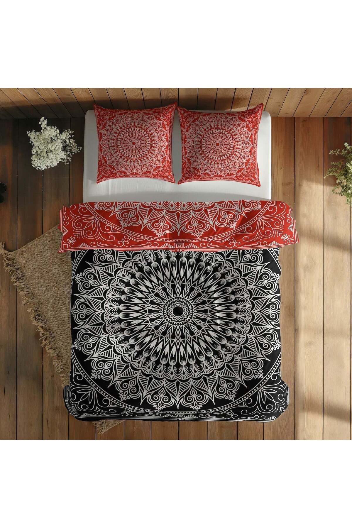 The Lucid Lab Black / Red Bohemian Mandala Çift Taraflı Nevresim Takımı - 160 cm x 220 cm