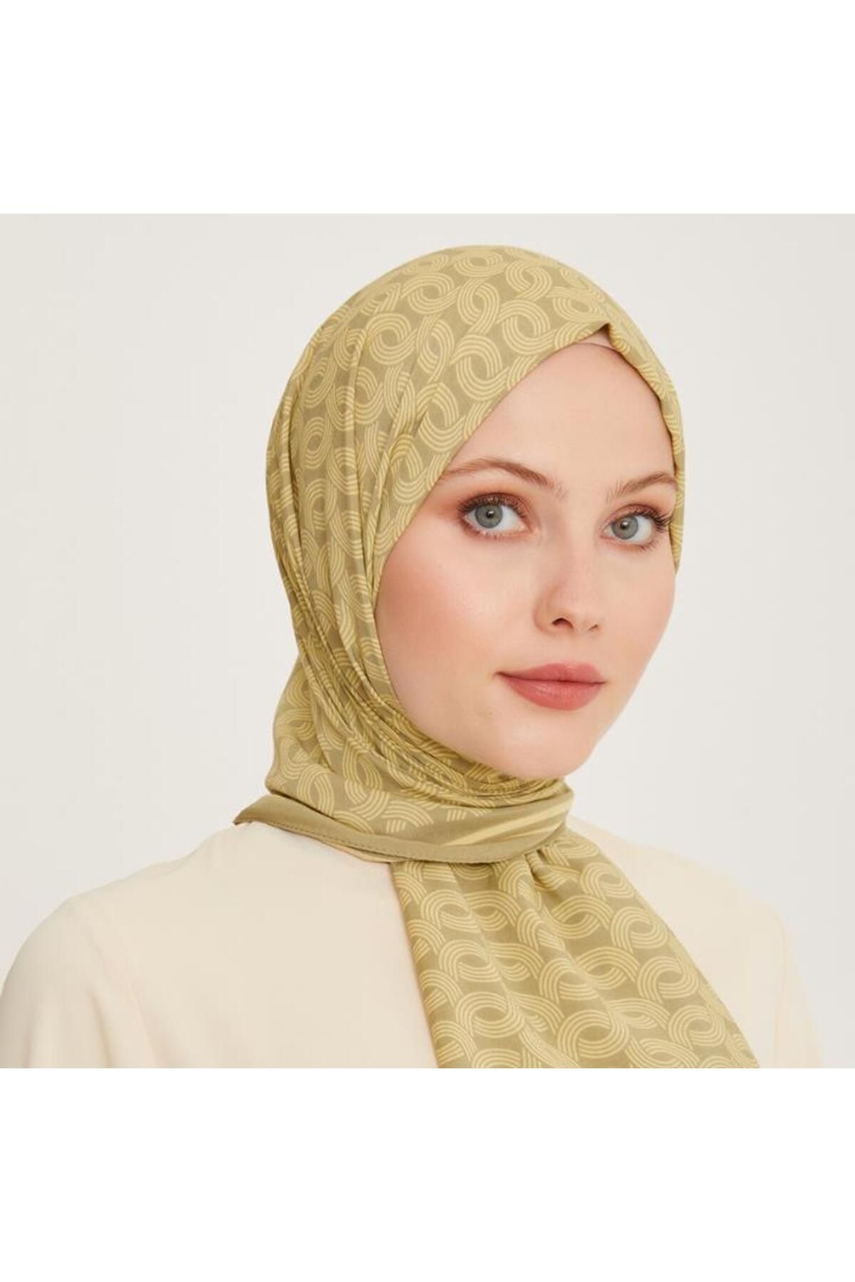 Armine-S00Oa 057600329   Trend Laurel Shawl 5772-2 1