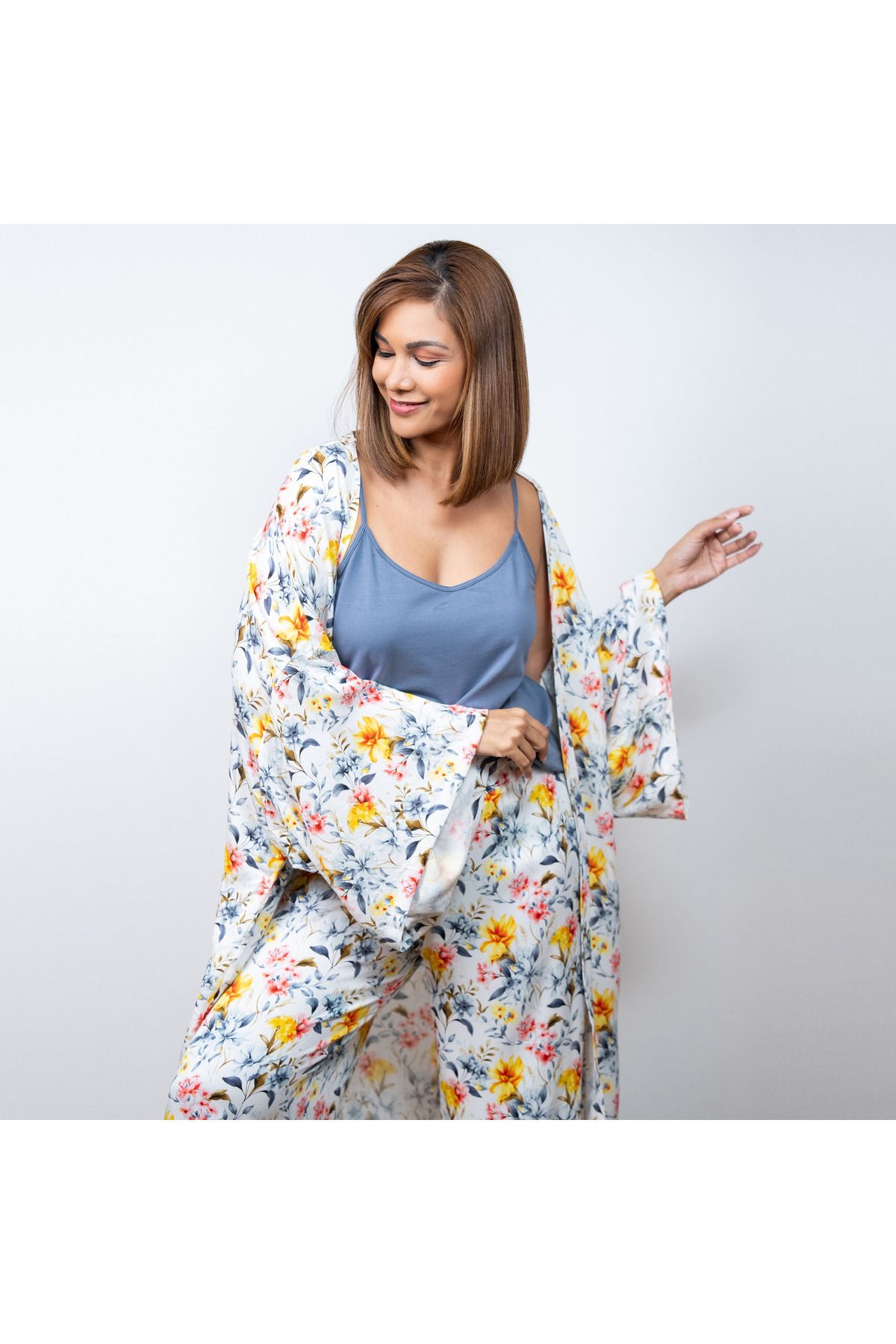 Aadaraya-Floral Print Open Front Kaftan With Wide Leg Pants And Camisole Set 3