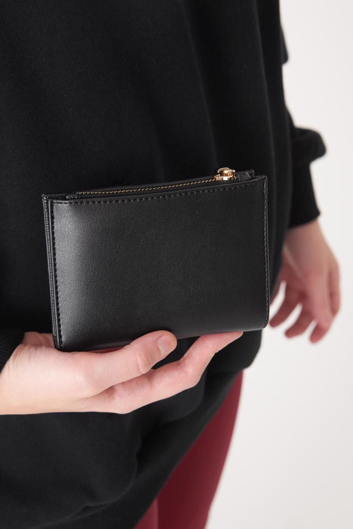 Addax-Czdn79-F8 Model Wallet with Zipper and Snap Closure 5
