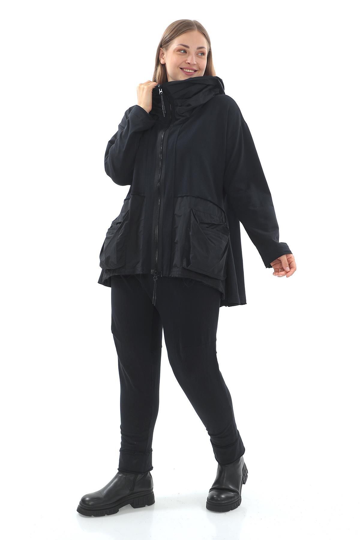 Zedd+ Plus-Black Jacket - 23677 Model 2
