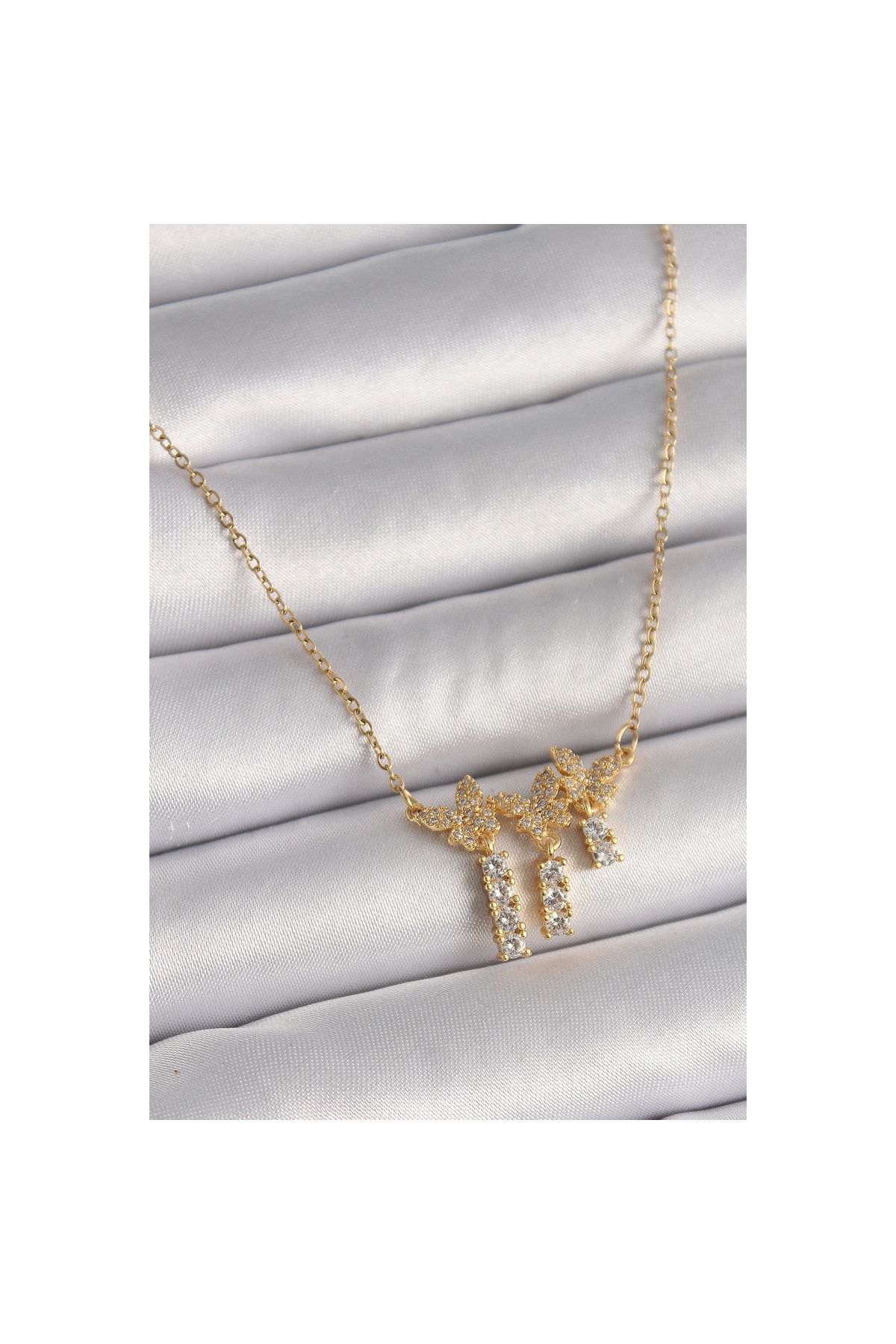 Narnuga 316L Çelik Gold Renk Zincir Zirkon Taşlı Kelebek Model Sallantı Detay Kadın Kolye - TJ-BKO9652
