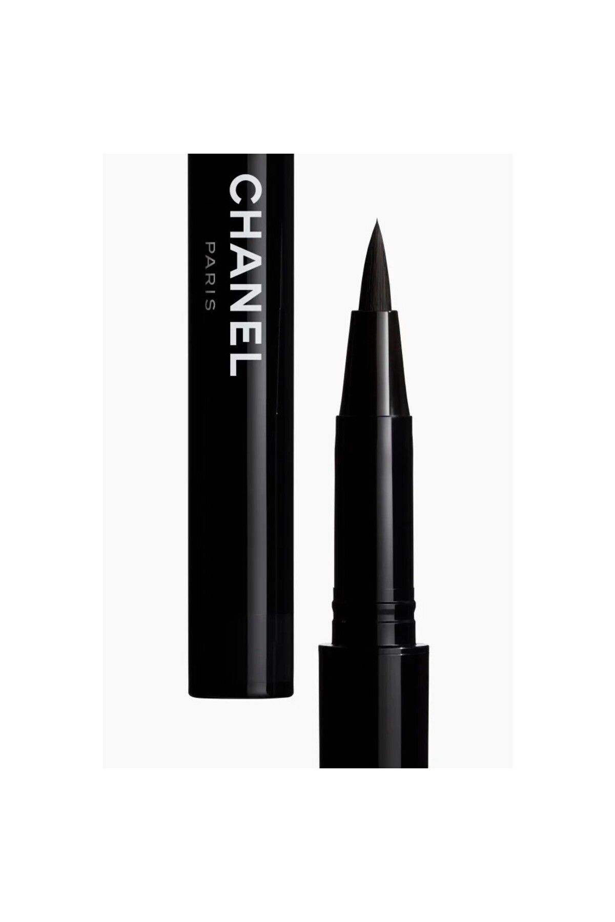 Chanel Yeni ve Eşsiz Formülü İle Uzun Süre Kalıcı Suya Dayanıklı Eyeliner 10 NOIR