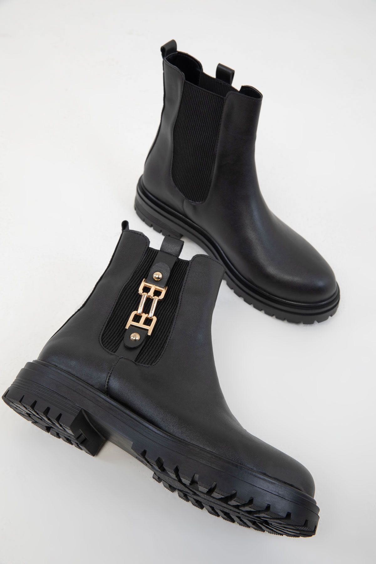 SOHO-Μαύρες γυναικείες μπότες - 2018 Model Bootie 2
