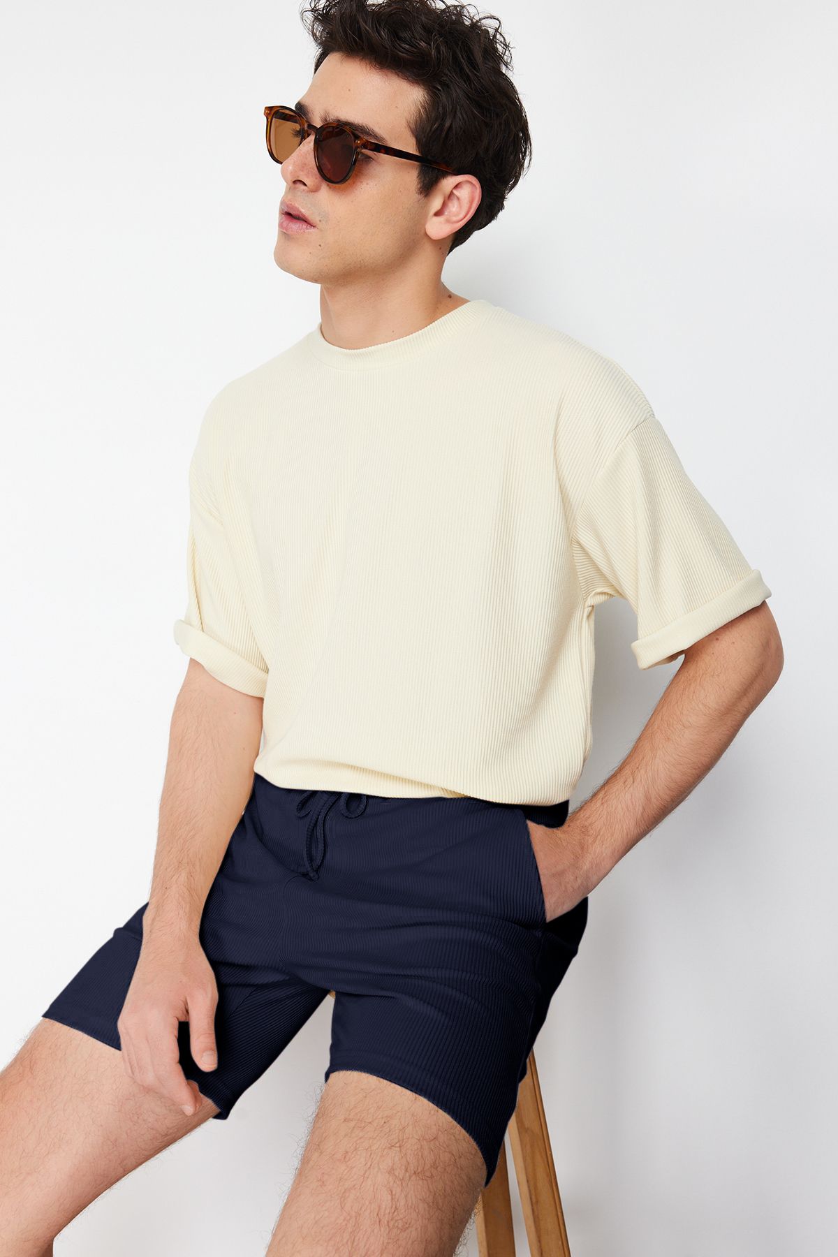 Trendyol Collection-Středně dlouhé tmavě modré osmanské šortky s texturou – Regular Fit, šněrování Tmnss23Sr00039 7