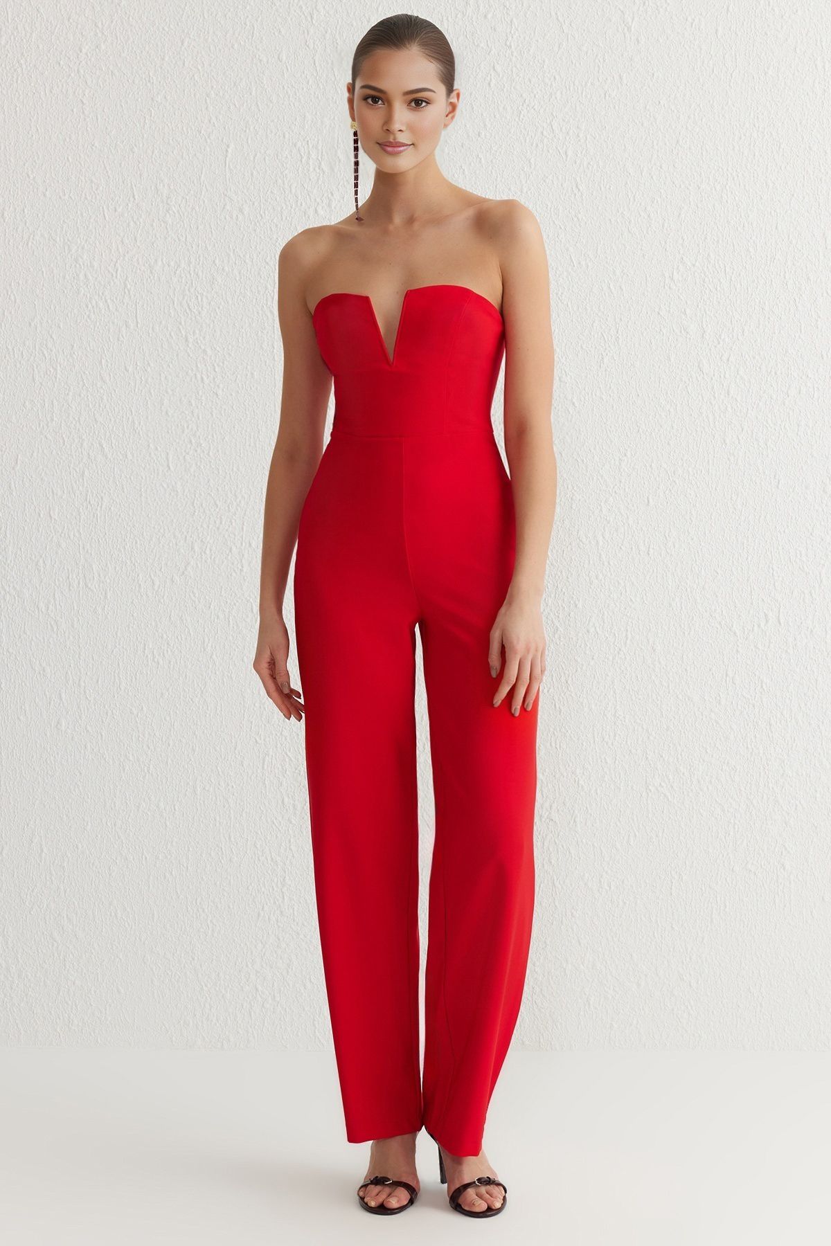 Trendyol Collection Czerwony Bez Ramiączek Tkany Kombinezon Tprss25tu00004 Kobieta - 38