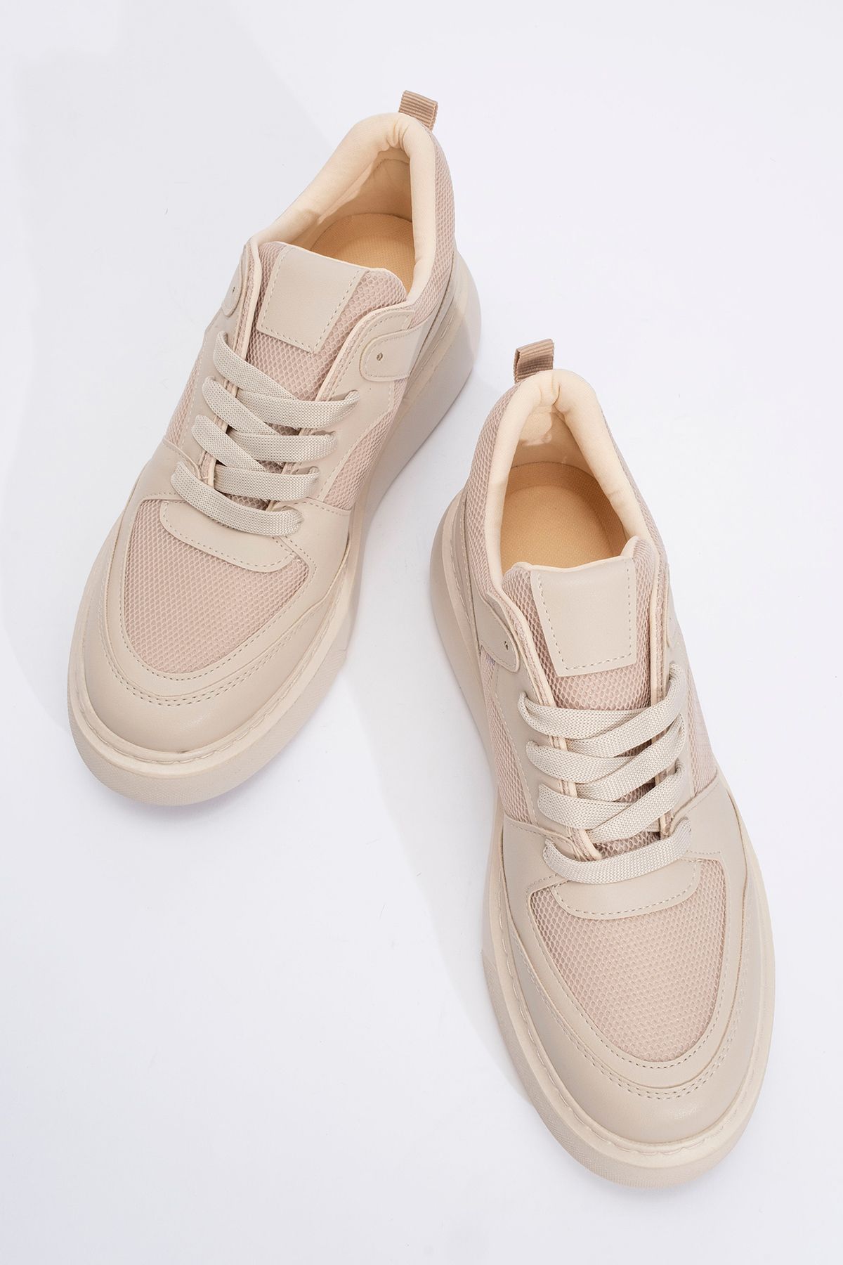 اسنیکر نود زنانه کفش ورزشی بژ خالص اورجینال luvishoes