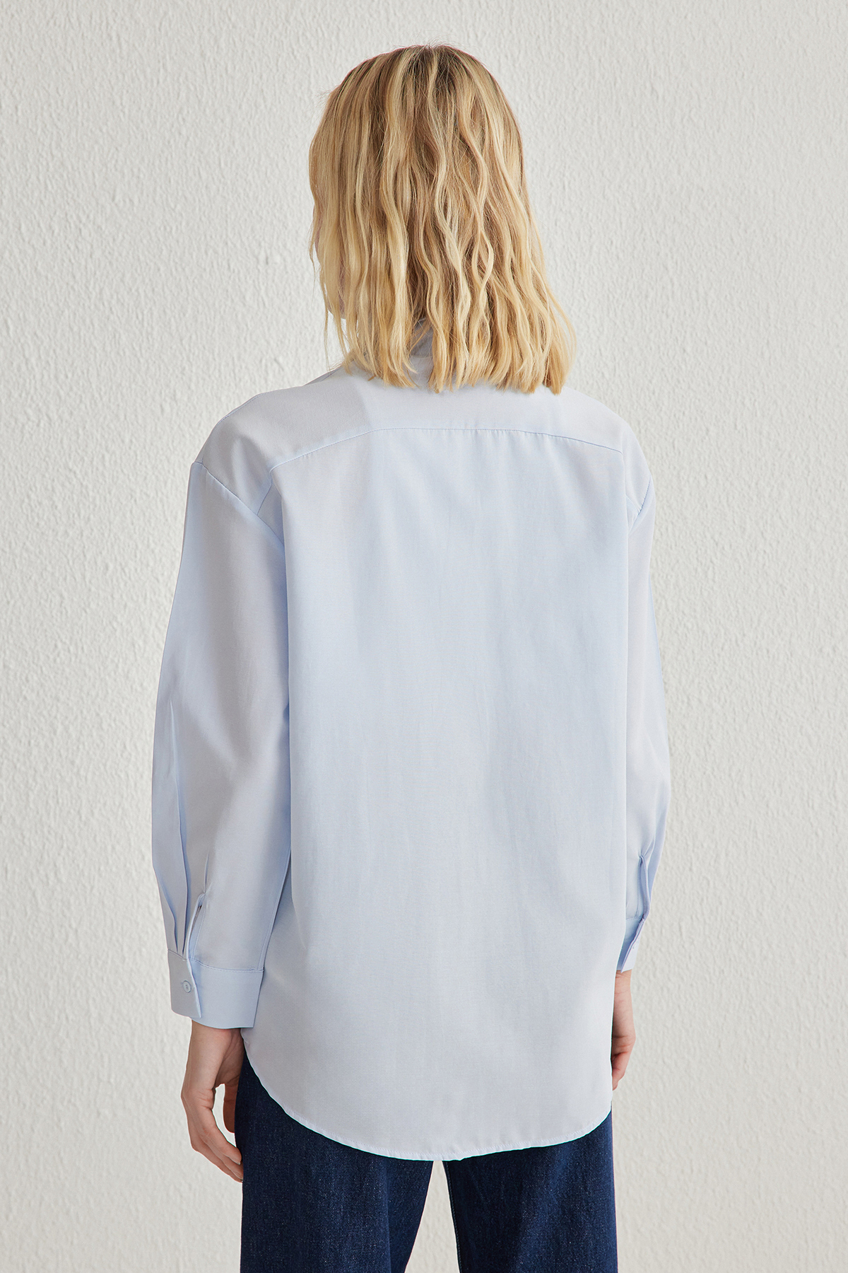 Trendyolmilla  Mavi Regular Normal Kalıp Dokuma Gömlek TWOSS25GO00095 - Görsel 5