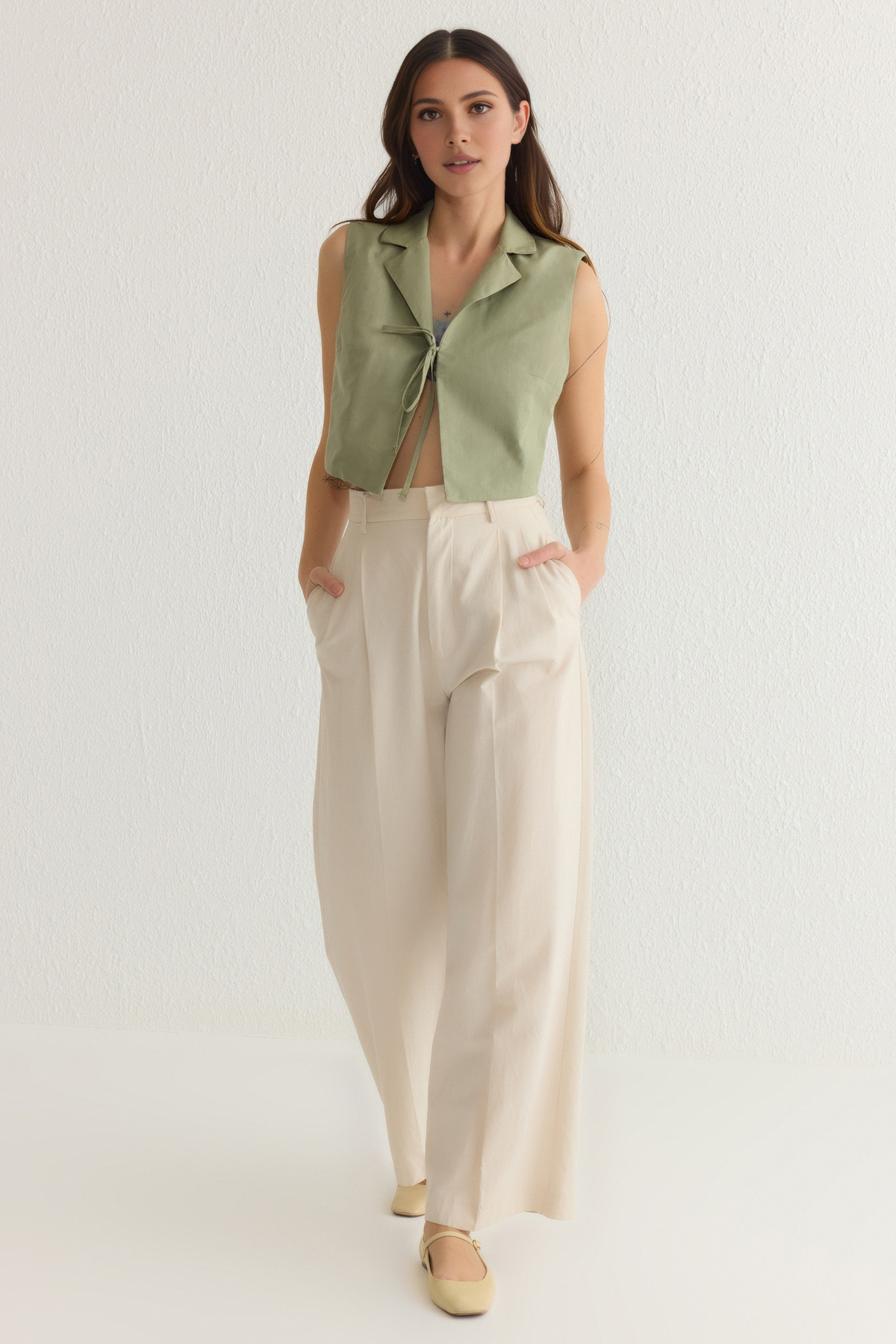 Trendyolmilla  Haki Önden Bağlamalı Regular Normal Kalıp Dokuma Gömlek TWOSS25GO00098 - Görsel 2