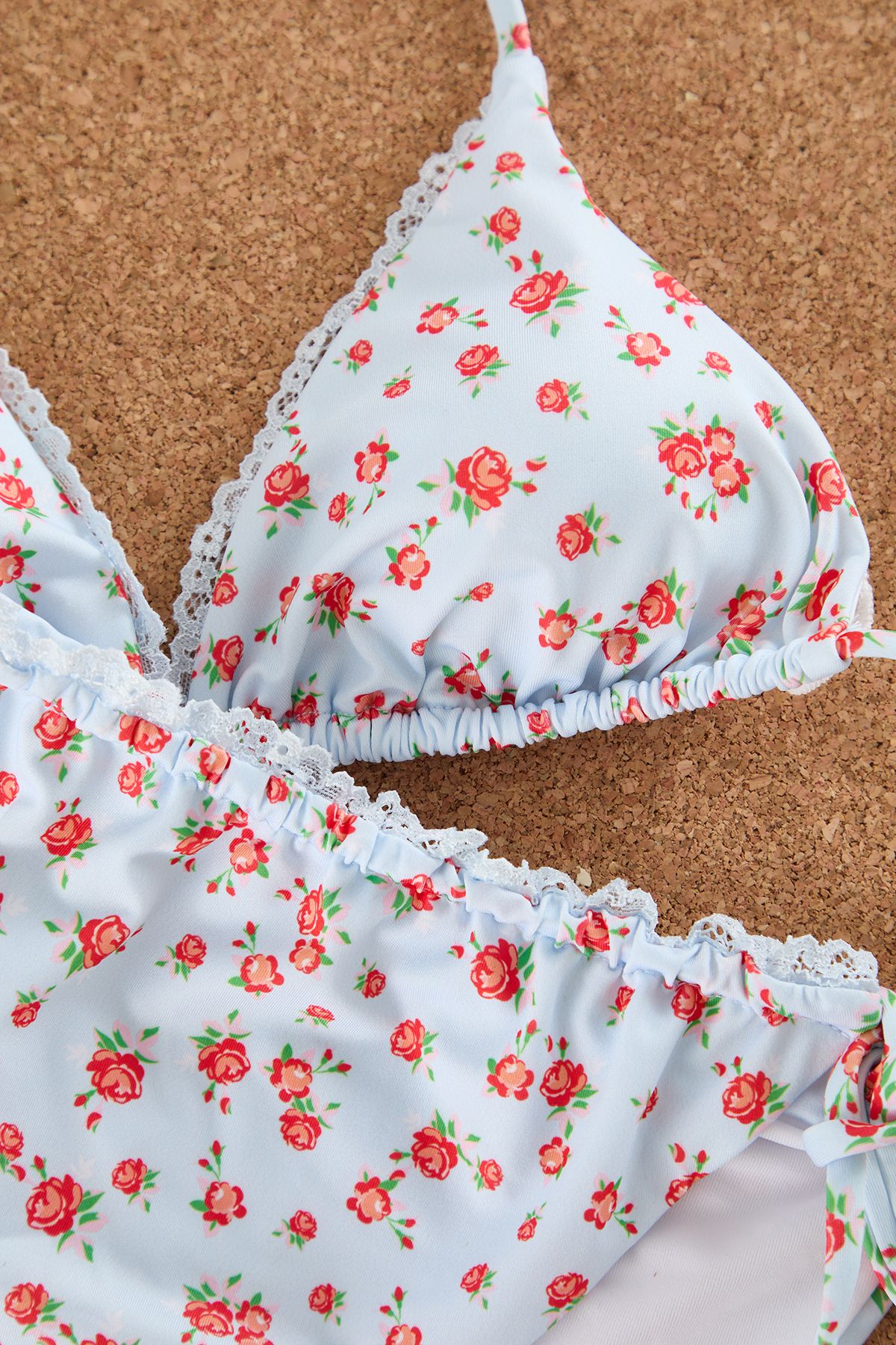 Trendyol Collection-Flower Patterned Triangle Stripe Detailed Regular Pretty Bikini Set Tbess25Bt00077 7