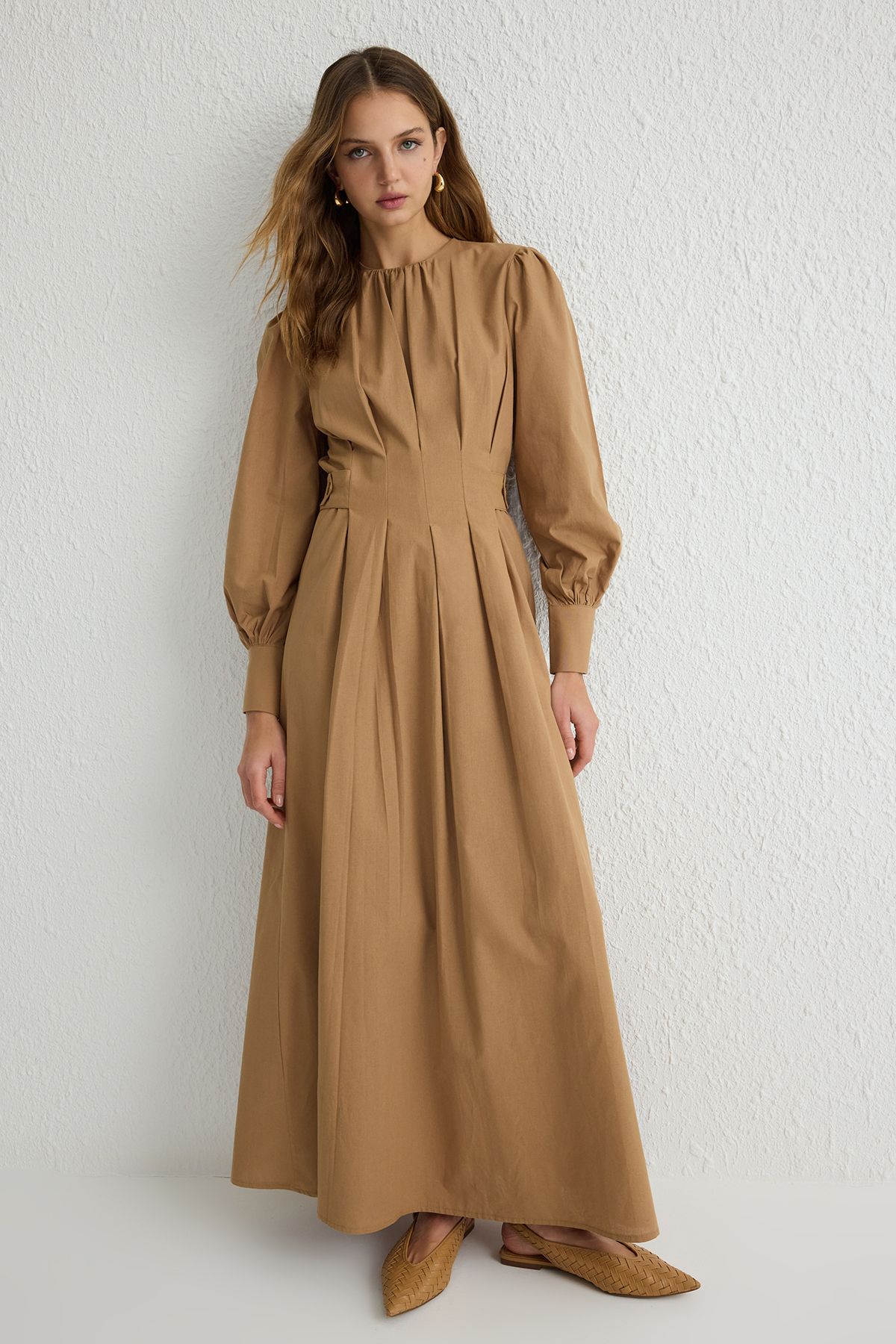 Trendyol Modest-Camel Linen Look Pleated Waist Detail Woven Dress Tctss25Eb00001 2