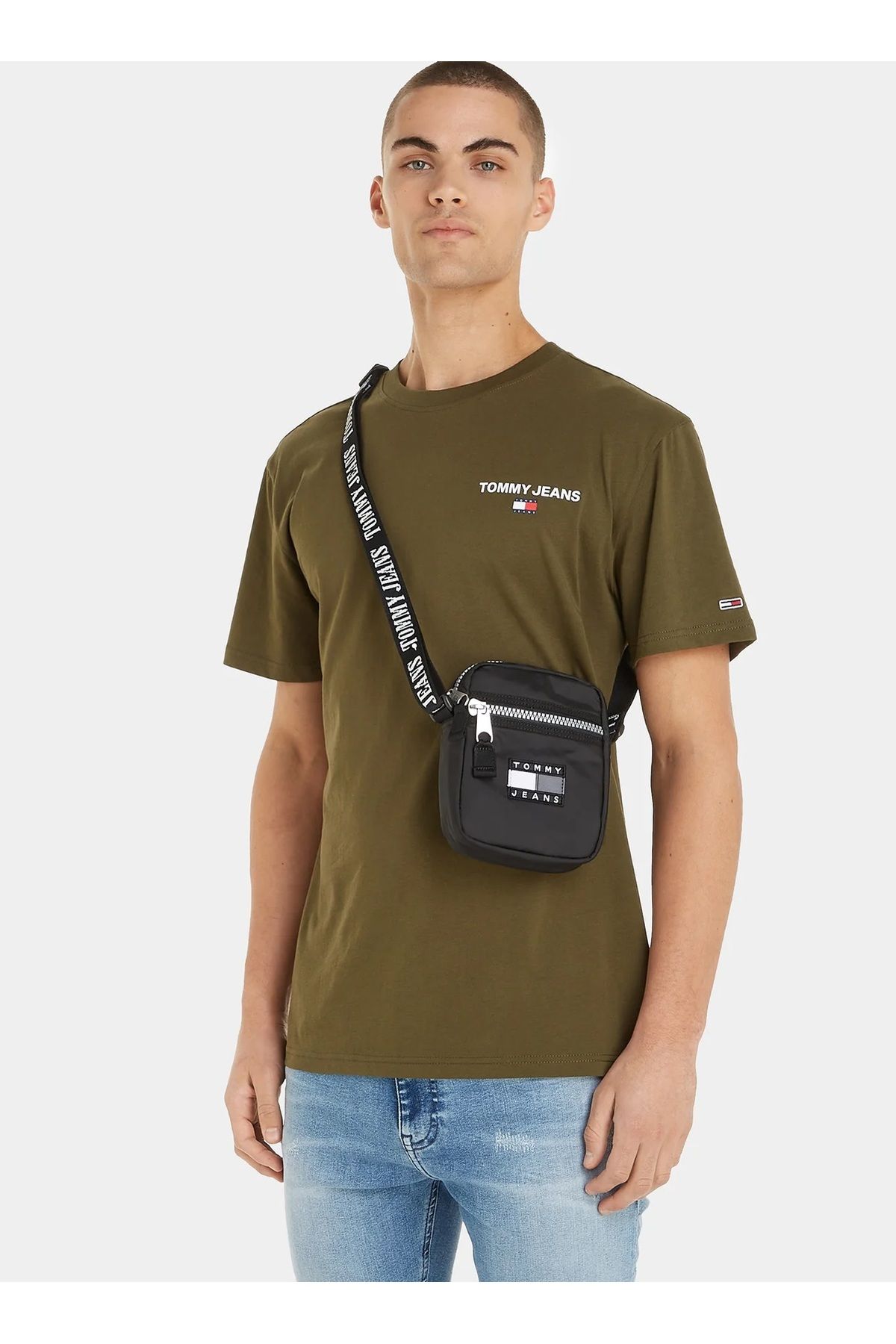 کیف شانه ای مشکی مردانه تامی Hlfiger am0am11651 bds Tommy Hilfiger