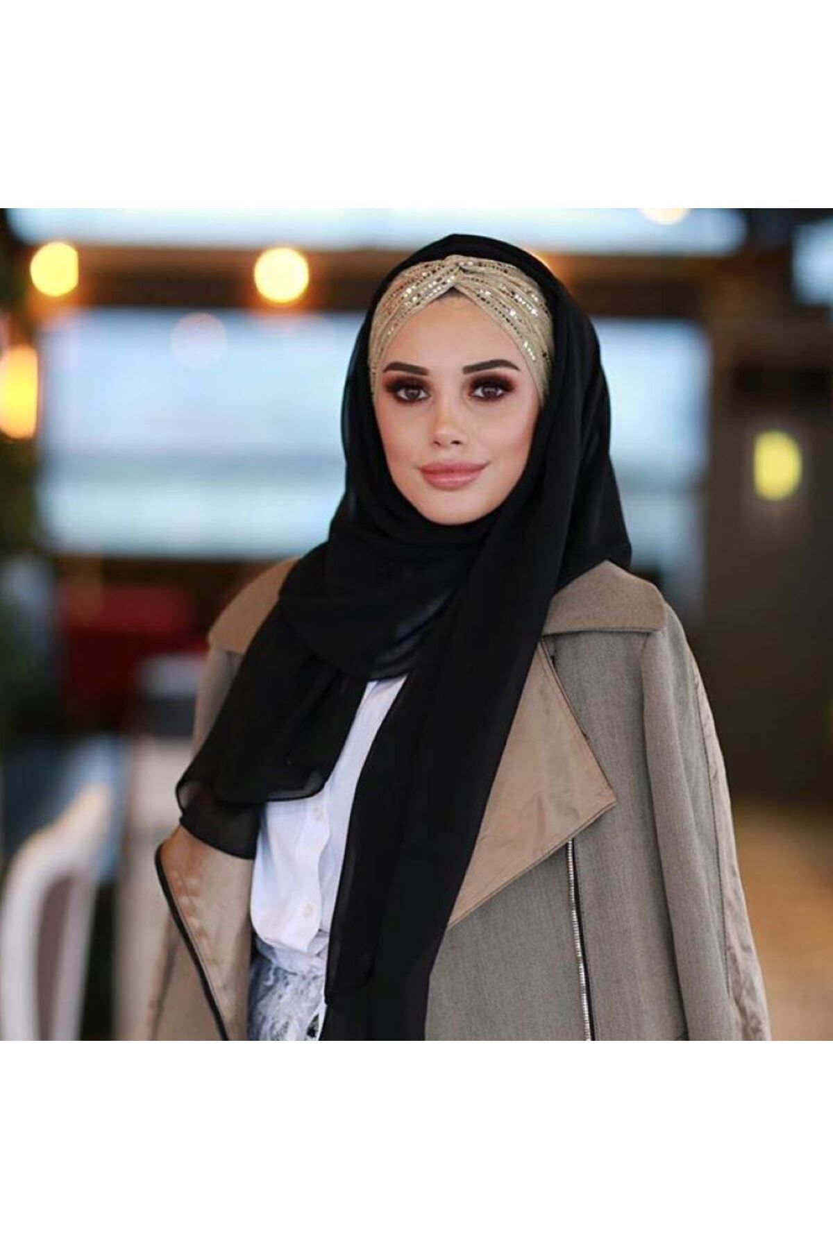 Differenza-Glitter Sequin Knot Ready Hijab Shawl - Gold 3