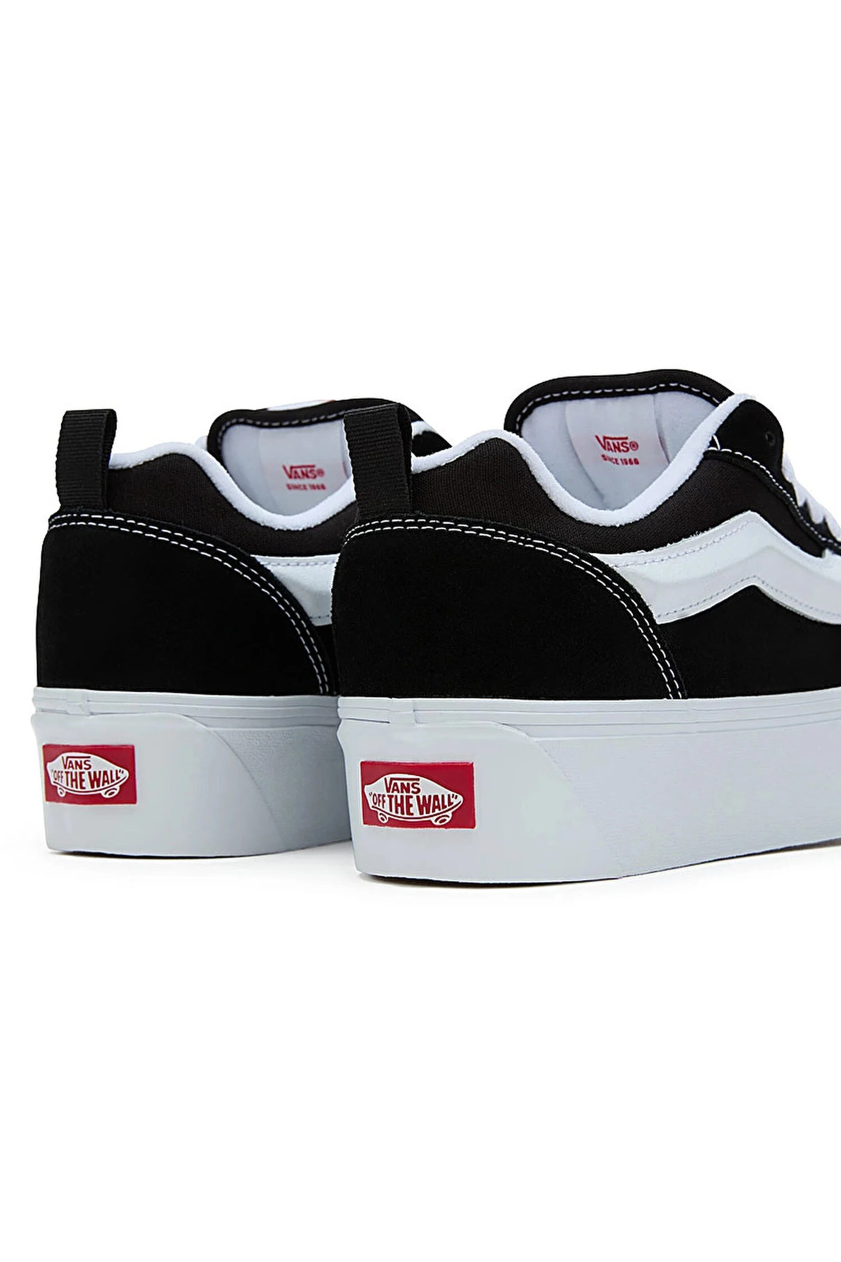 Vans-Schwarze Wildleder-Lifestyle-Schuhe für Damen VN000CP66BT1 Knu Stack 2