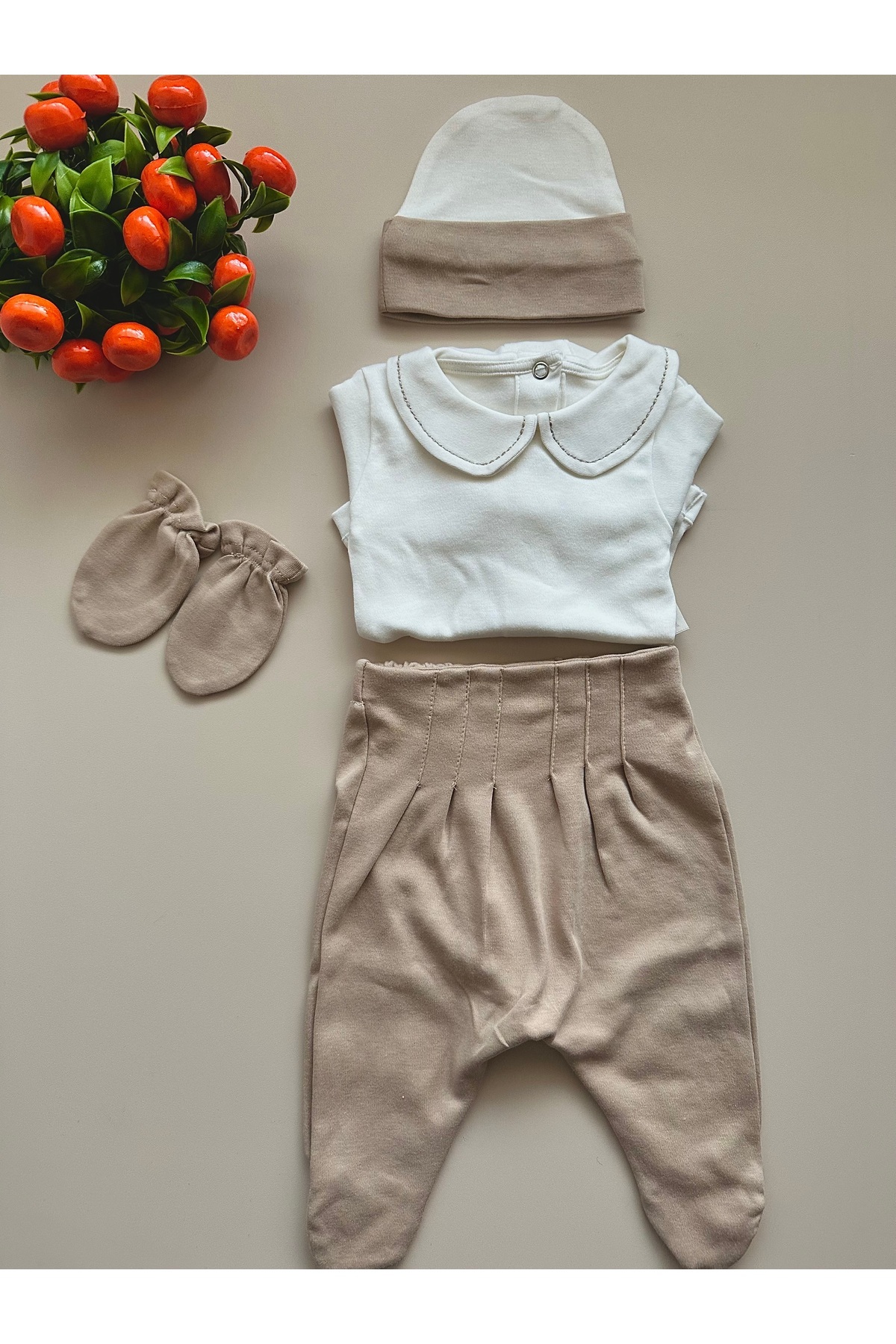 Mama Miel Baby Sütlü Kahve Hastane Çıkışı Set (Body, Pantolon, Bere, Eldiven) fotoğrafı 6 (önizleme)