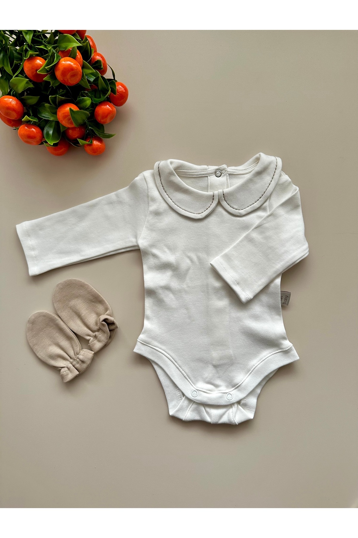 Mama Miel Baby Sütlü Kahve Hastane Çıkışı Set (Body, Pantolon, Bere, Eldiven) fotoğrafı 4 (önizleme)