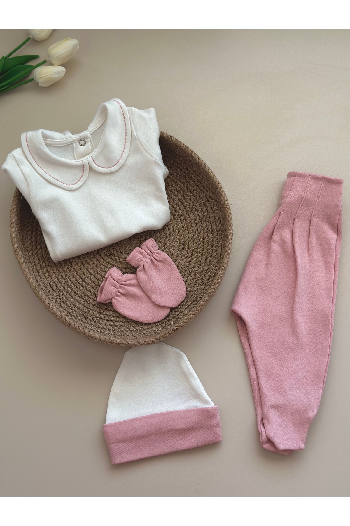 Mama Miel Baby Pembe Hastane Çıkışı Set (Body, Pantolon, Bere, Eldiven) fotoğrafı 4 (önizleme)
