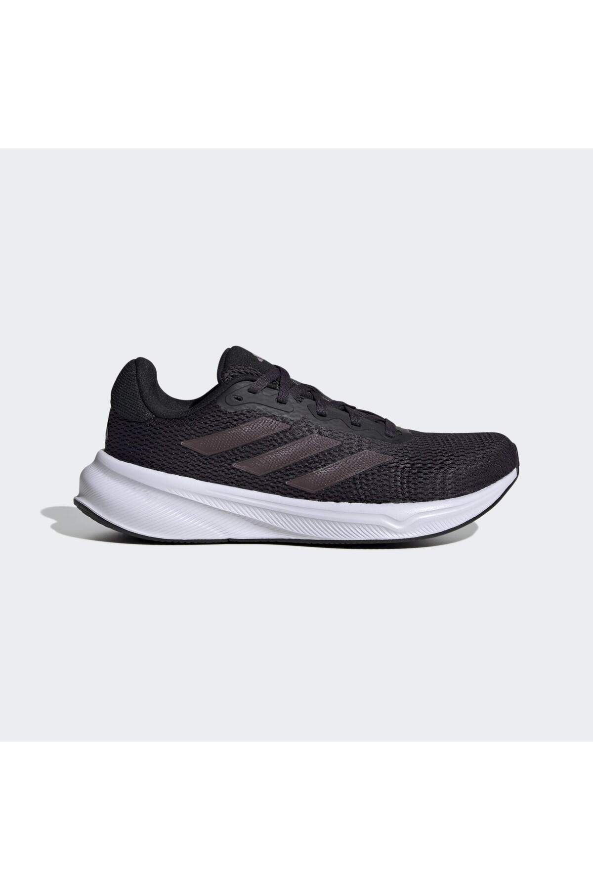 کفش پاسخ adidas