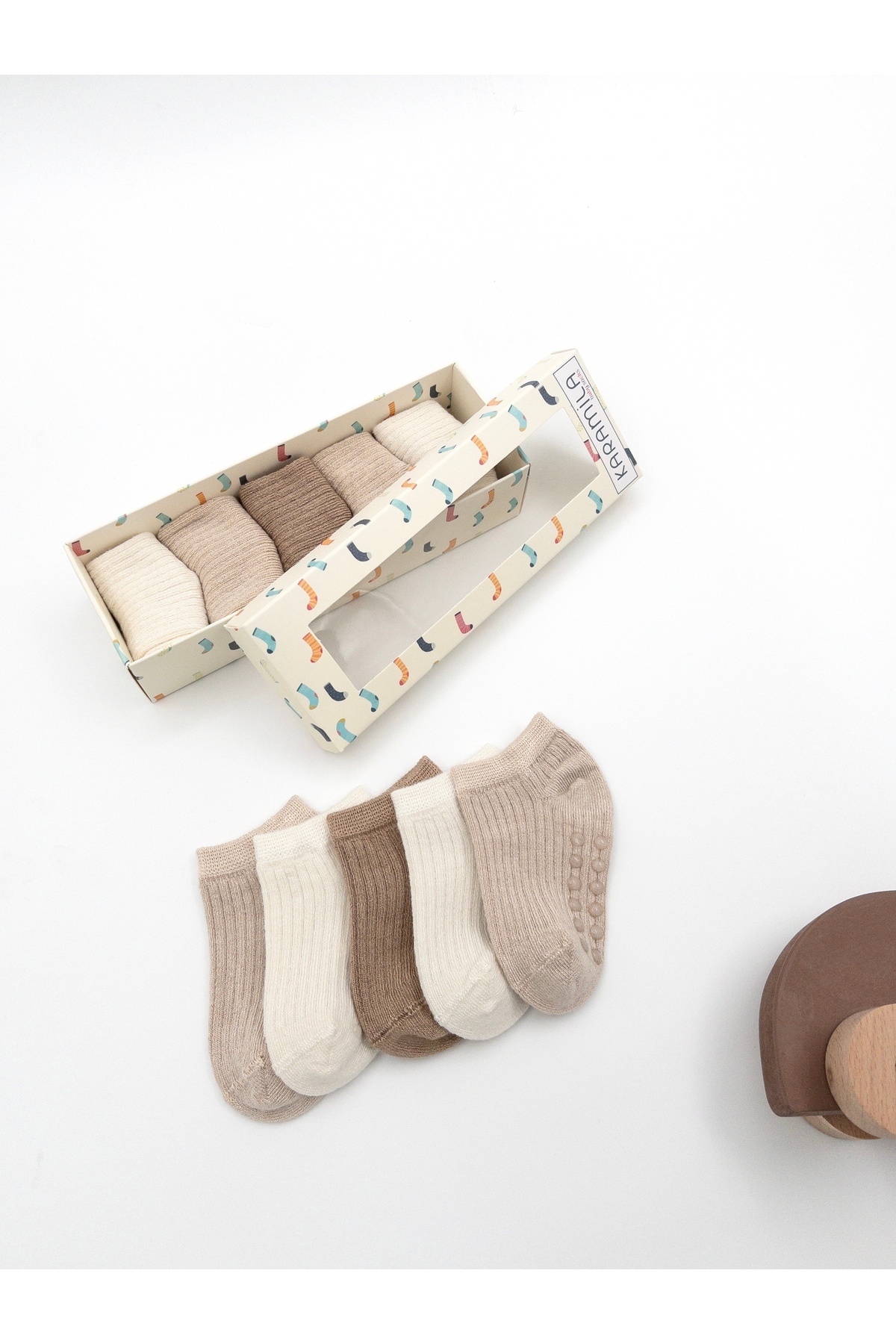 KARAMİLA 5'li Bebek Kısa Çorap DiKİŞSİZ BAMBU  (  6 Ay'dan Sonraki Bedenler Silikon Tabanlıdır. ) fotoğrafı 4 (önizleme)