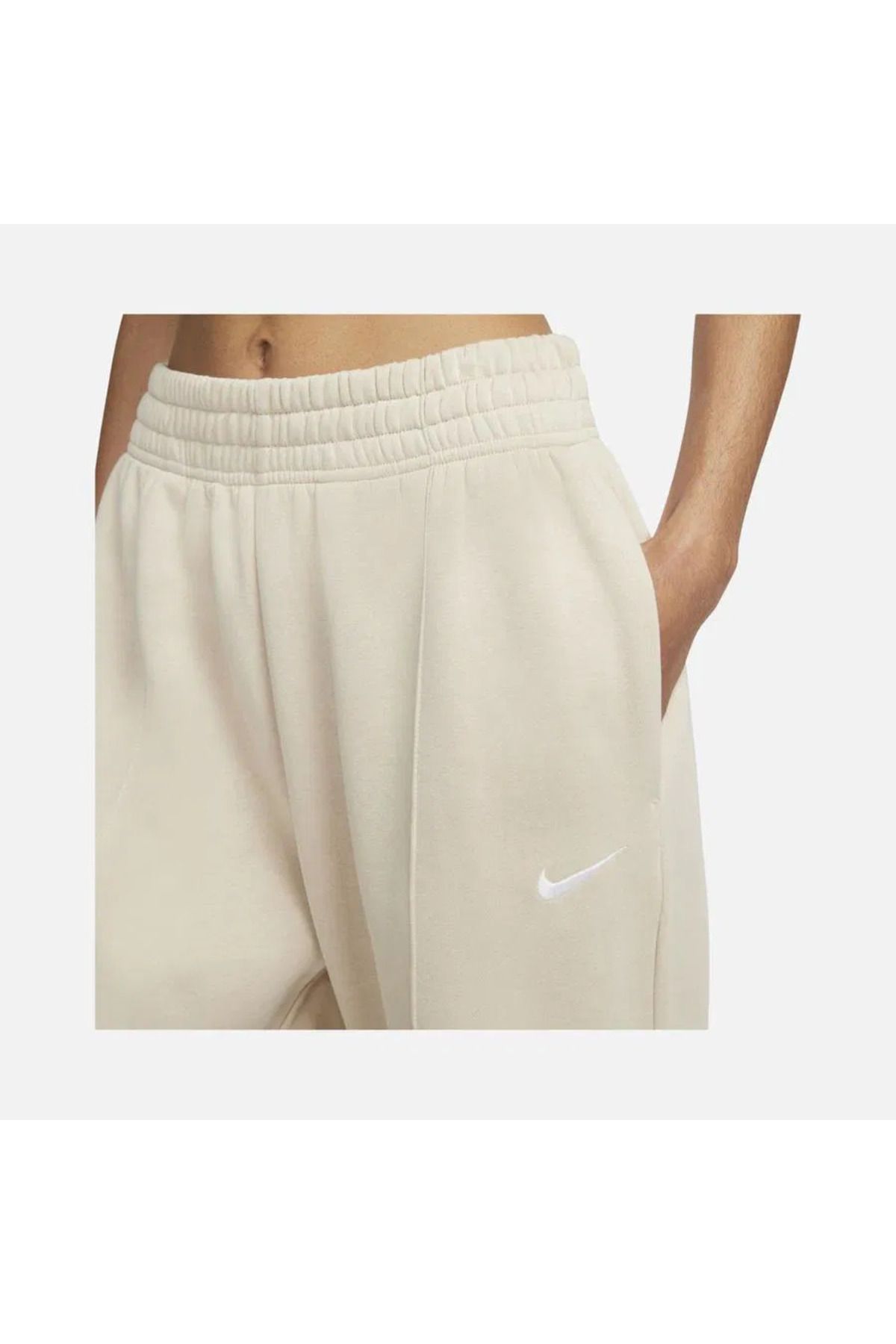 Nike-Sportswear Essential Collection Fleece Mr Pant with Beige Fleece Women's Sweatpants Bv4089 4