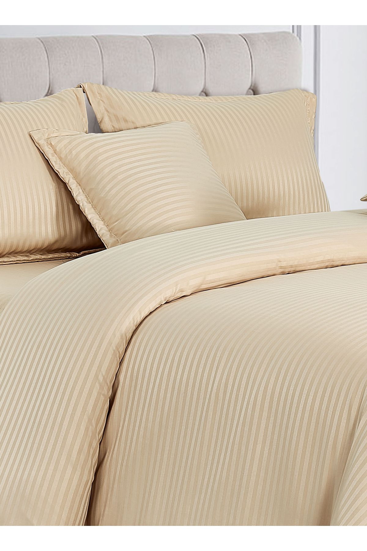 Generic-Hotel Stripe soft Comforter Set, Single Size (160X210 CM) 4 Pieces, Horizontal Striped Pattern 7