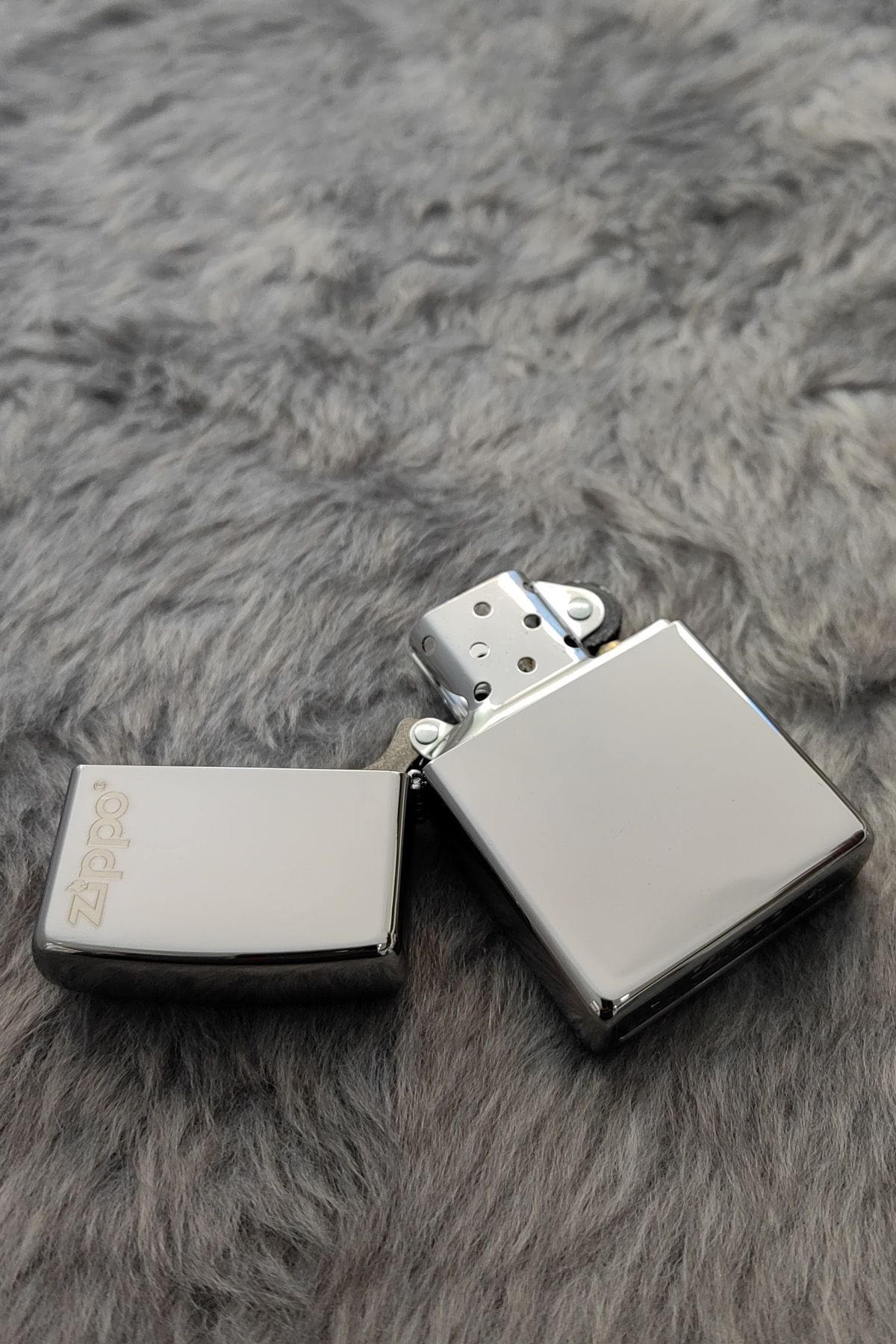 Zippo Çakmak Logo 250-031625