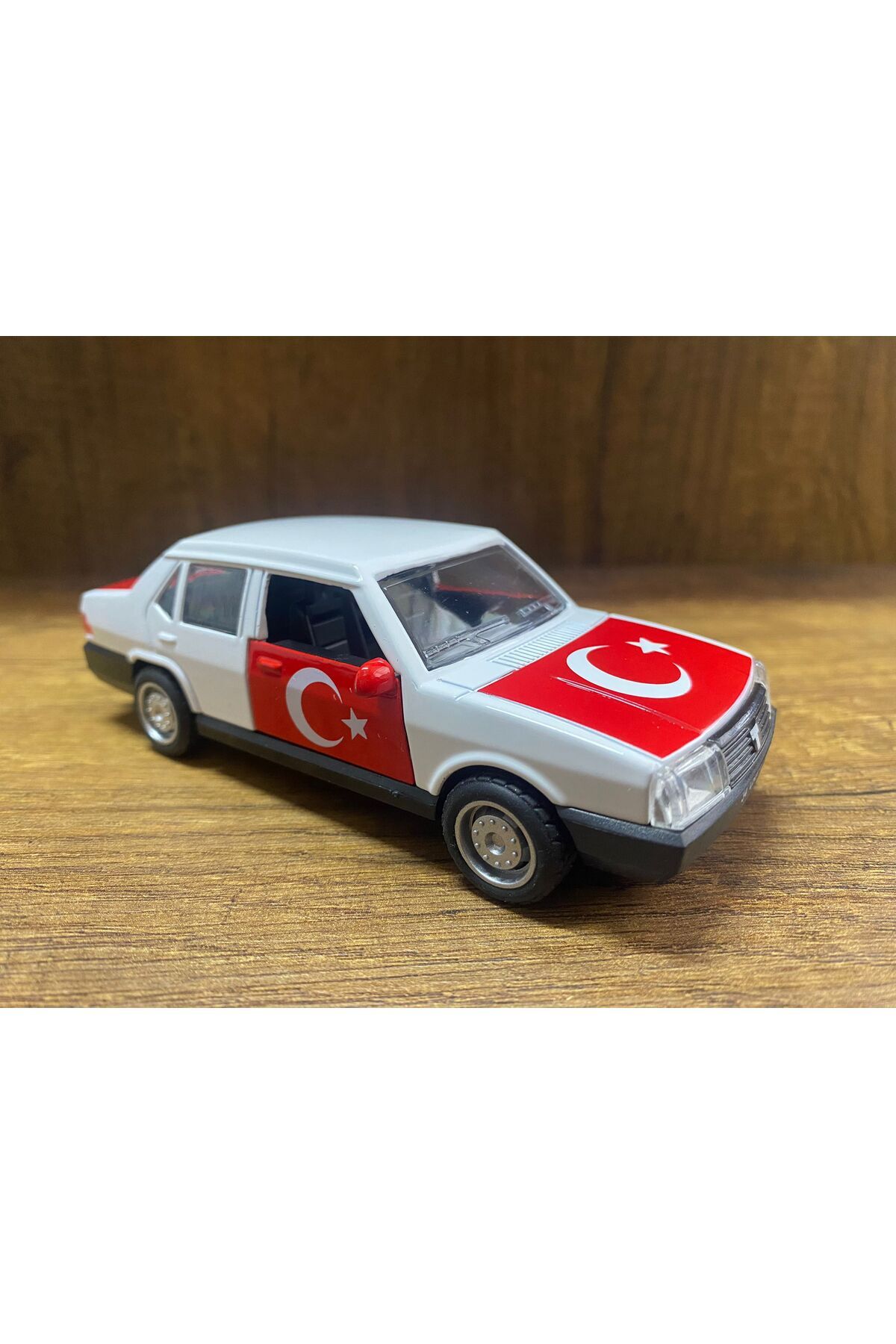 scntoys Efsane Tofaş Şahin Diecast Model Metal Araba Oyuncak Tofaş Şahin Araba Beyaz Ay Yıldızlı Bayraklı