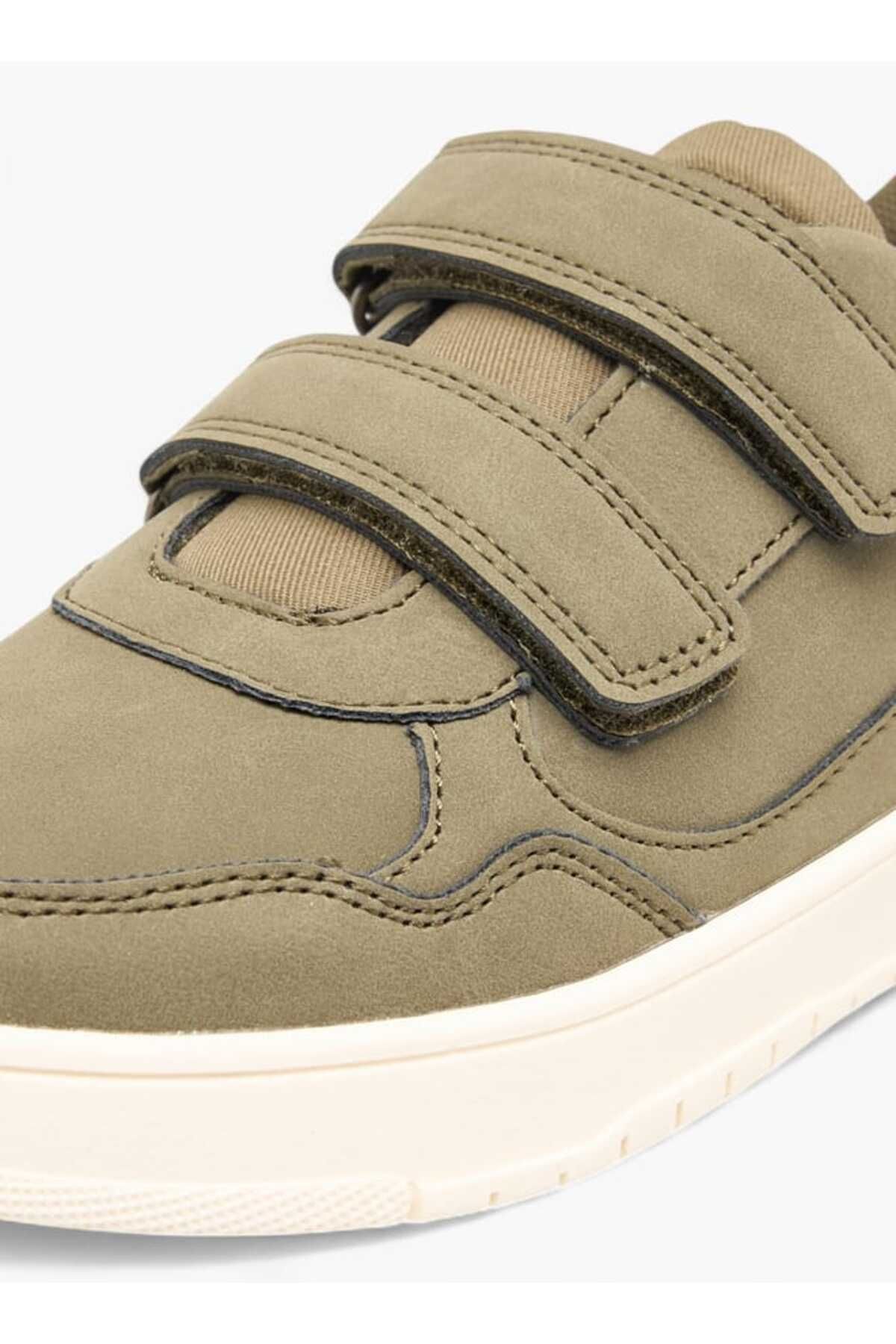 Mister Duchini-Panelled Sneakers with Hook and Loop Closure 5