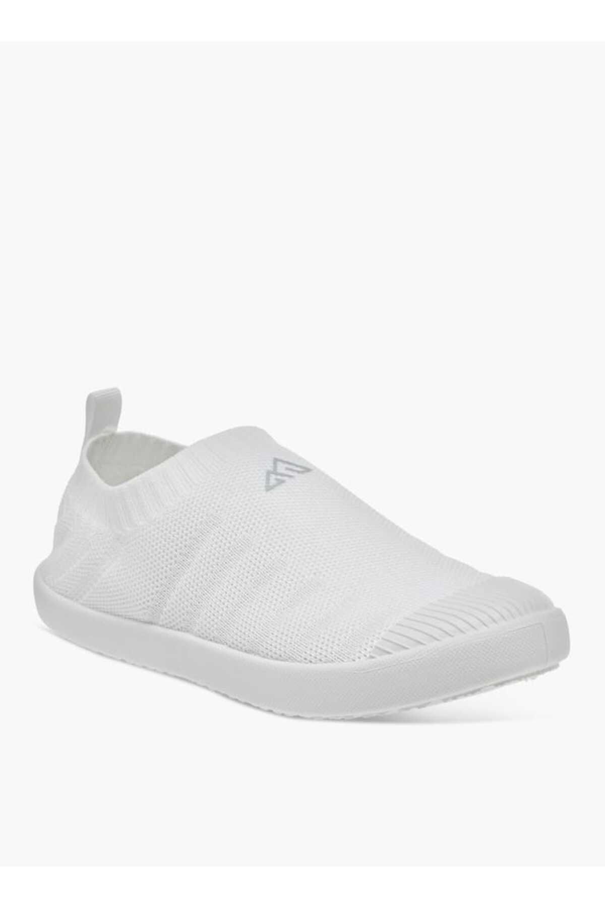 Oaklan by Shoexpress-Textured Slip-On Sports Shoes 2