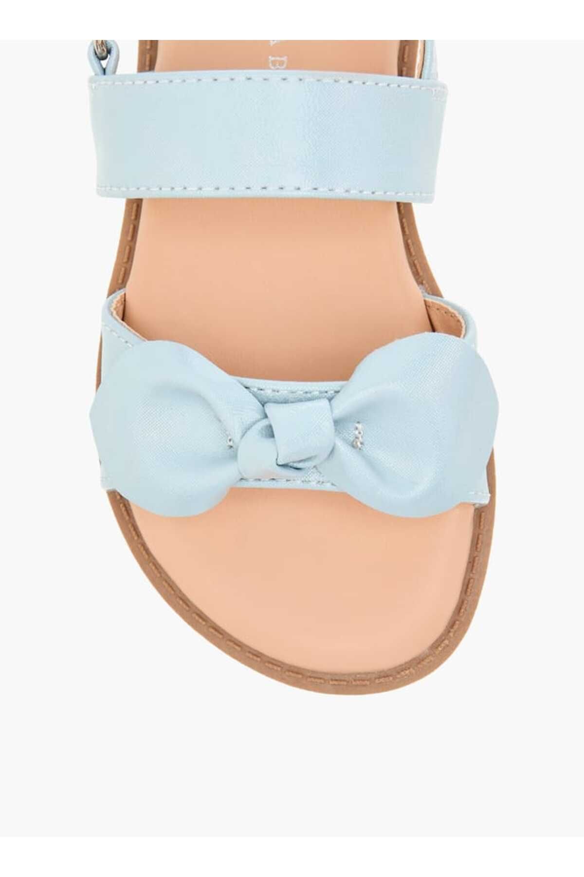 Flora Bella by Shoexpress-صندل Flora Bella Bow Applique مع قفل بخطاف وحلقة 3