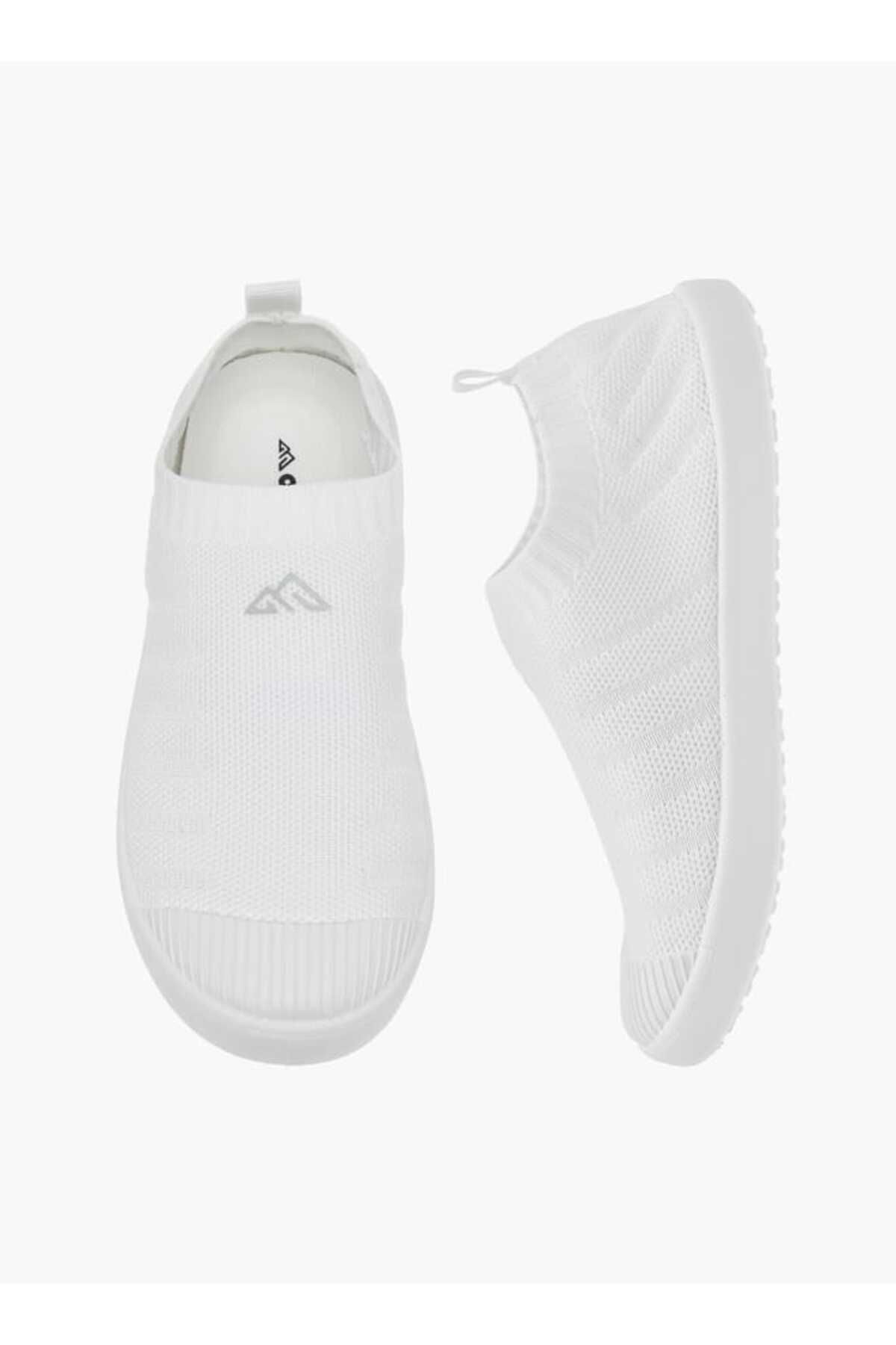 Oaklan by Shoexpress-Textured Slip-On Sports Shoes 1