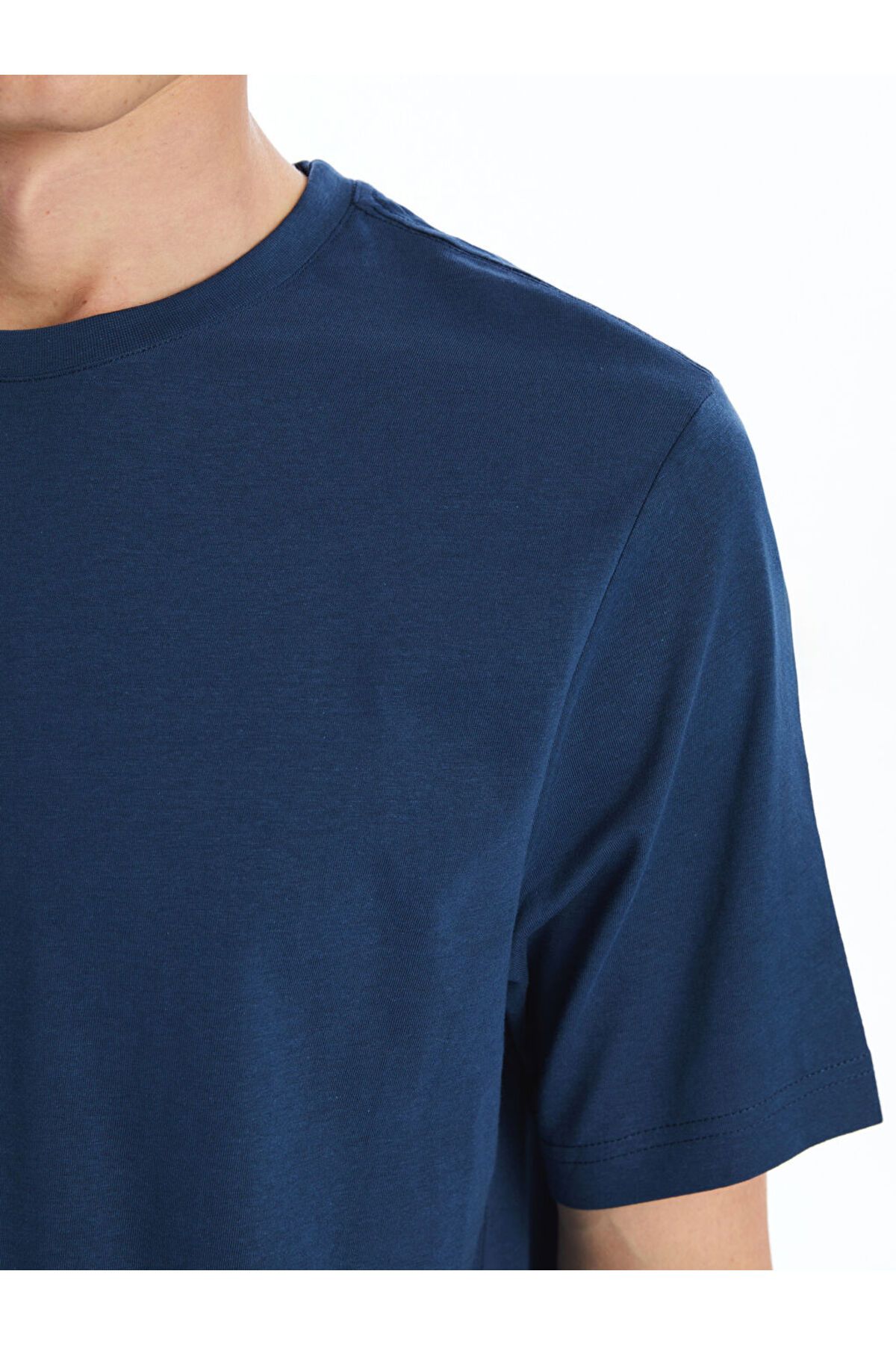 LC Waikiki-Ανδρικό μπλουζάκι New Season Crew Neck Combed Cotton - S50839Z8 3
