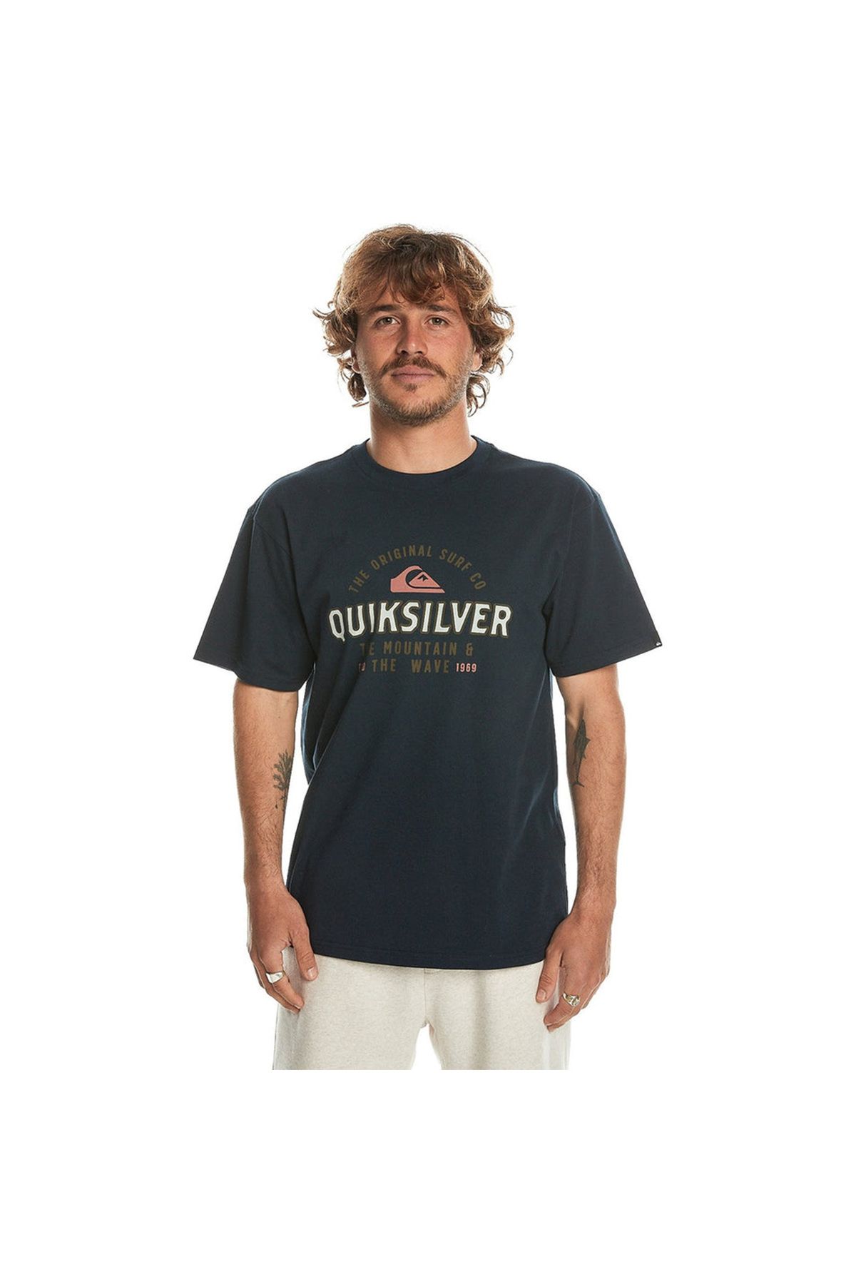 شناور در اطراف Ss Quiksilver