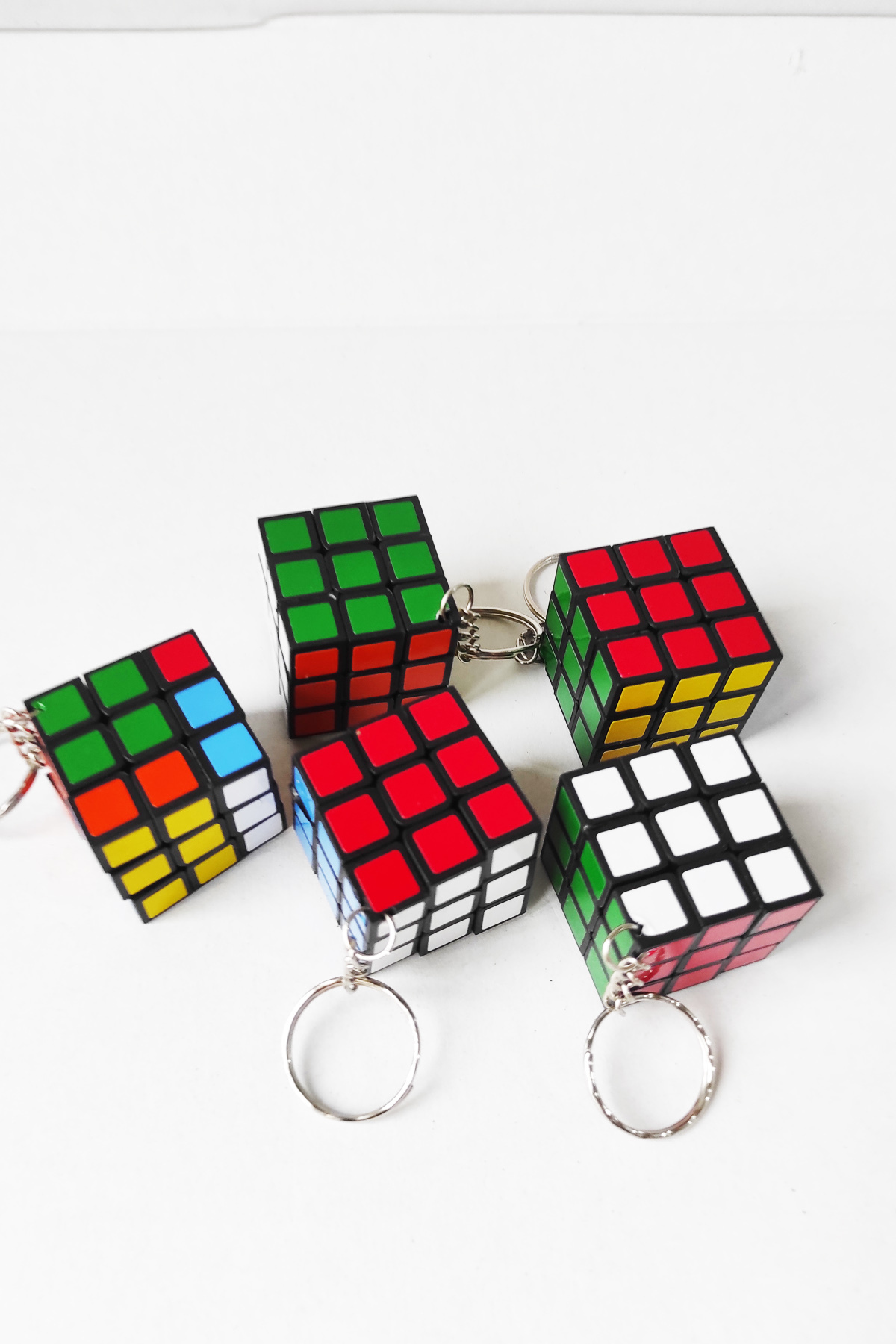 dudu kids Mini Zeka Küpü Anahtarlık -3  Cm - Oyuncak - Çanta Süsü - Doğum Günü Hediyesi fotoğrafı 4 (önizleme)