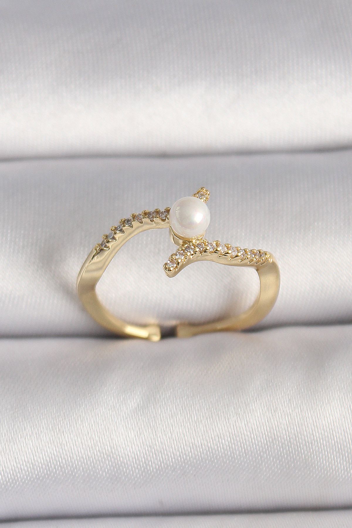Skygo-Brass Gold Color Zircon Stone Pearl Adjustable Ring - Tj-Byk3547 1
