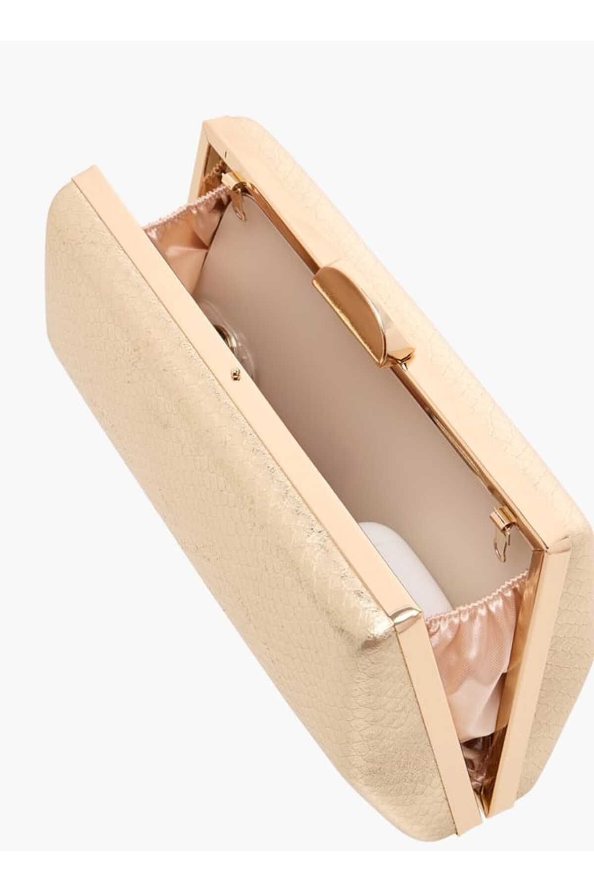 Flora Bella by Shoexpress-Flora Bella Textured Clutch with Flap Closure and Chain Strap 7