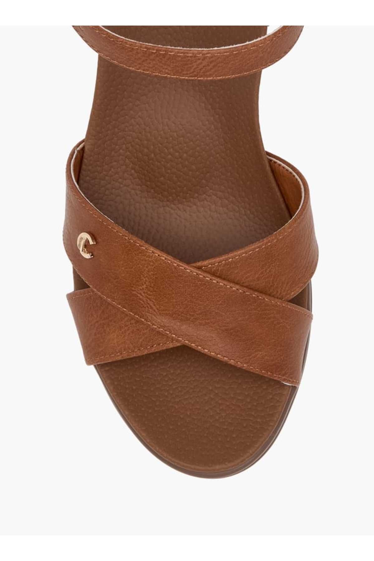 Le Confort-Solid Sandals with Block Heels and Buckle Closure 4