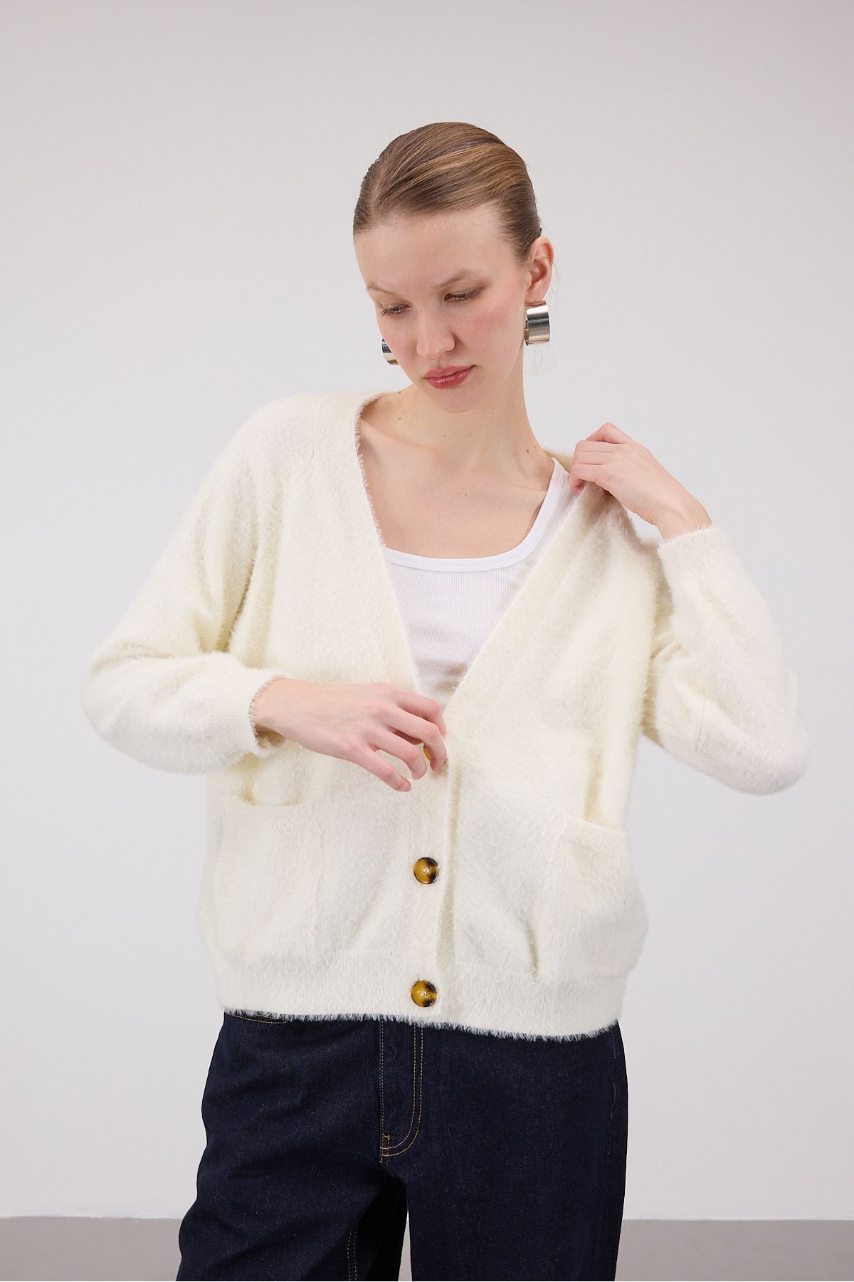 Addax-Soft Textured Buttoned Cardigan H3375-B8 2
