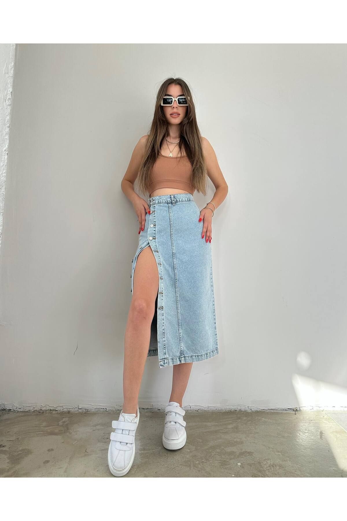 complete the look image