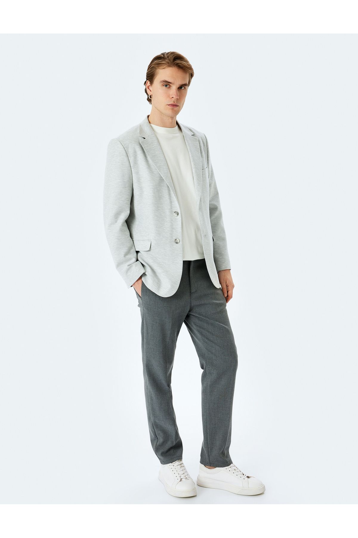 Koton Yeni Sezon Slim Fit Pamuk Karışımlı Cep Detaylı Mono Yaka Blazer Ceket